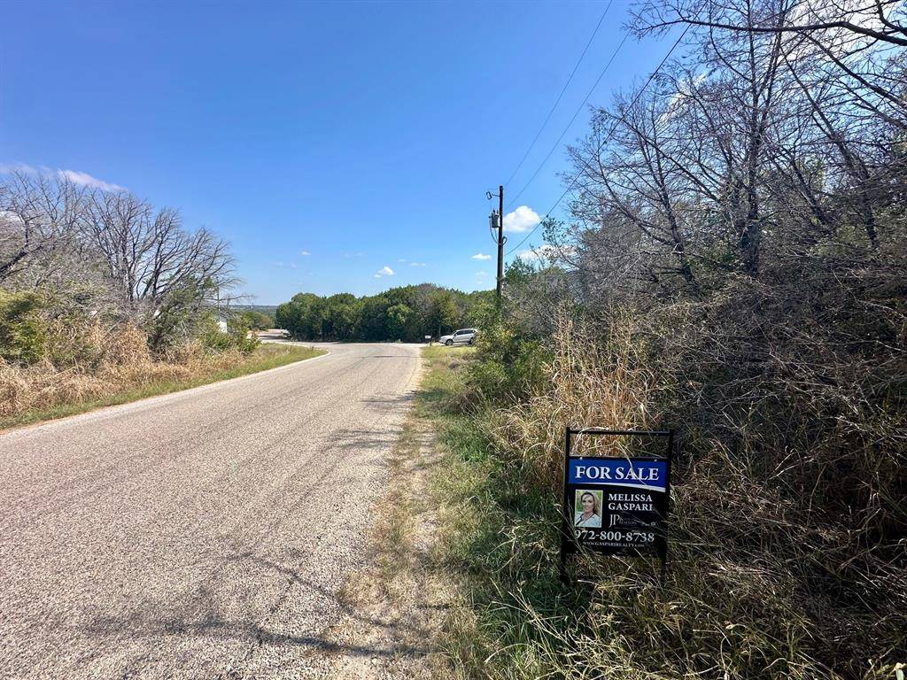 Granbury, TX 76048,1005 Comanche Cove Drive