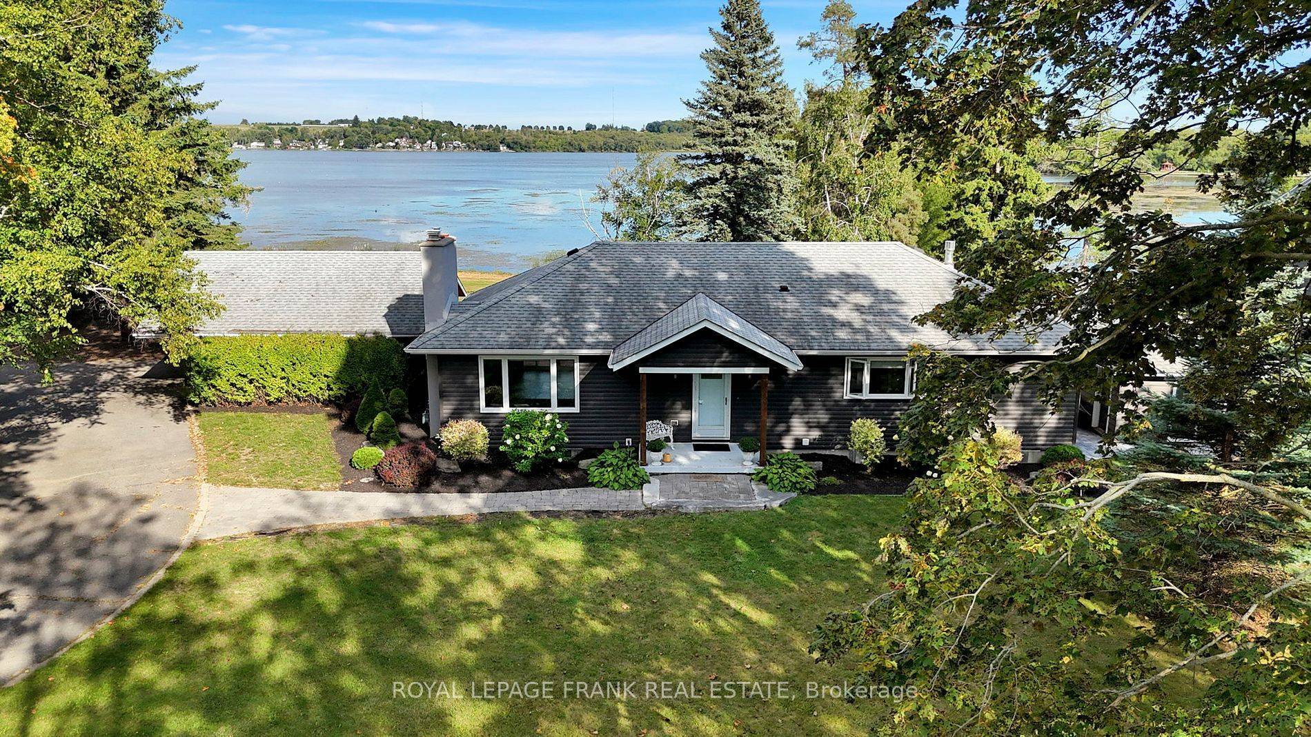 Scugog, ON L9L 1N6,230 Beech ST