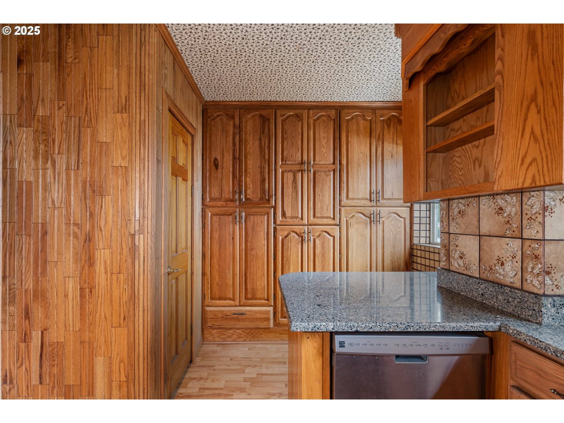 St Helens, OR 97051,169 MACARTHUR ST