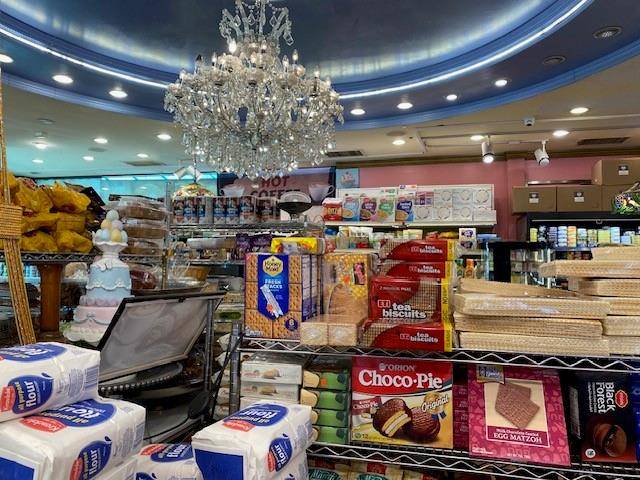 Brooklyn, NY 11235,1067 Brighton Beach AVE