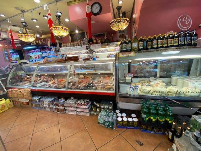 Brooklyn, NY 11235,1067 Brighton Beach AVE