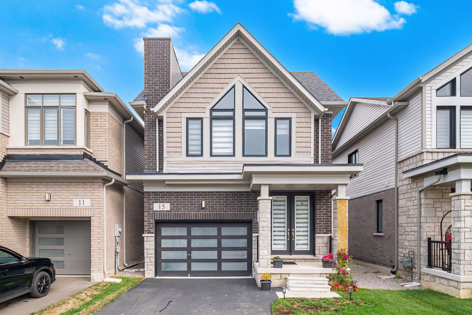 Hamilton, ON L0R 1W0,15 Weylie ST