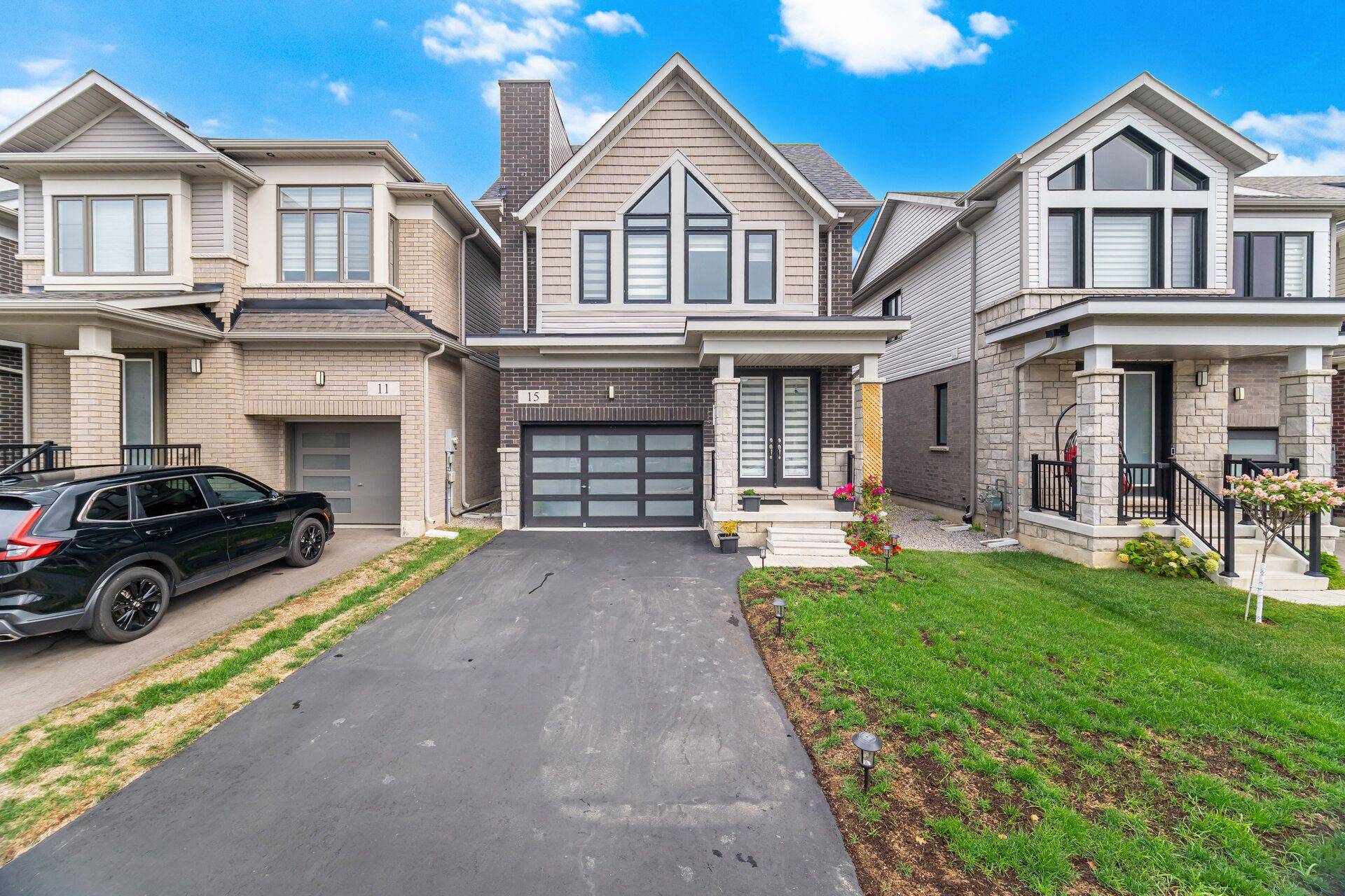 Hamilton, ON L0R 1W0,15 Weylie ST