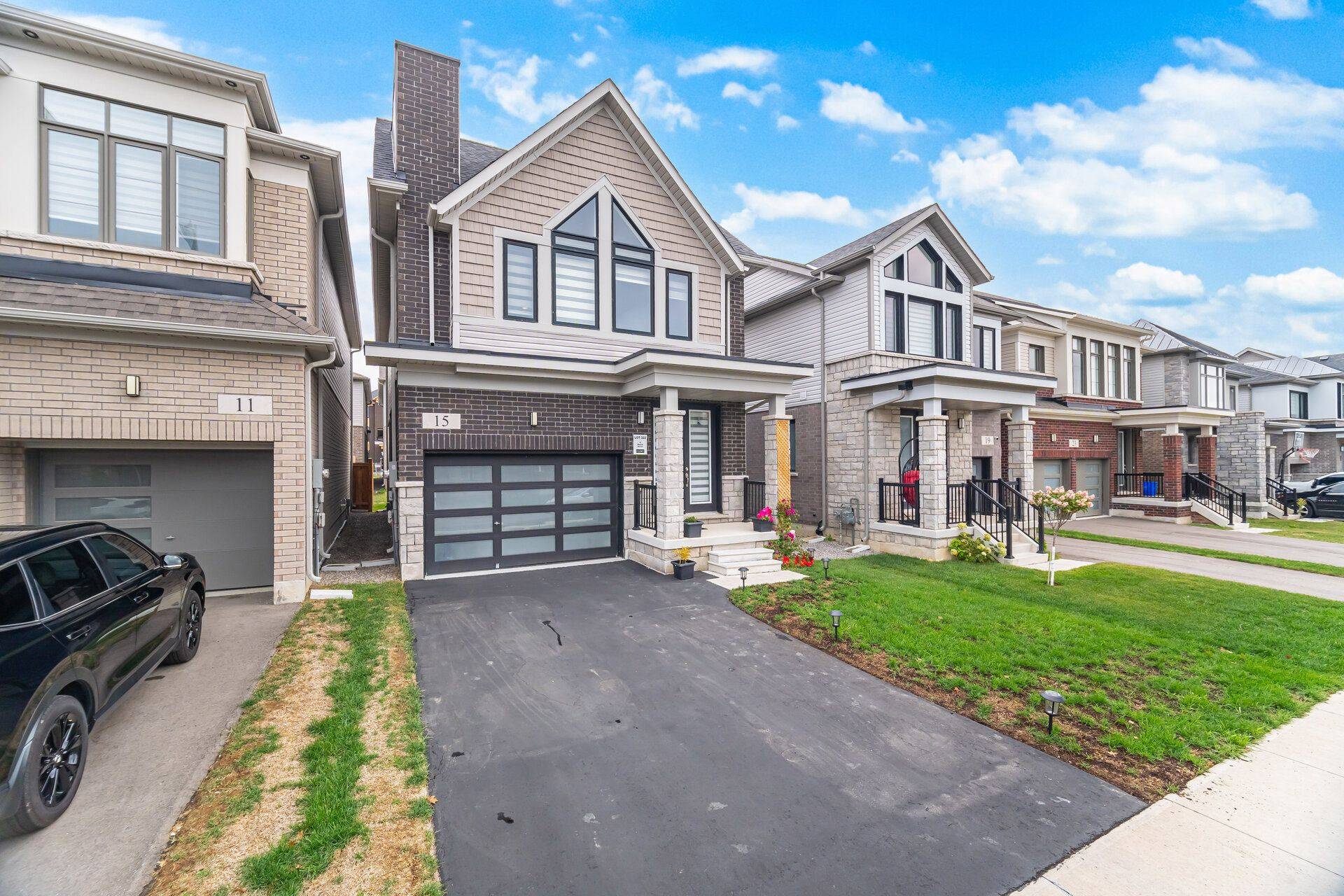 Hamilton, ON L0R 1W0,15 Weylie ST