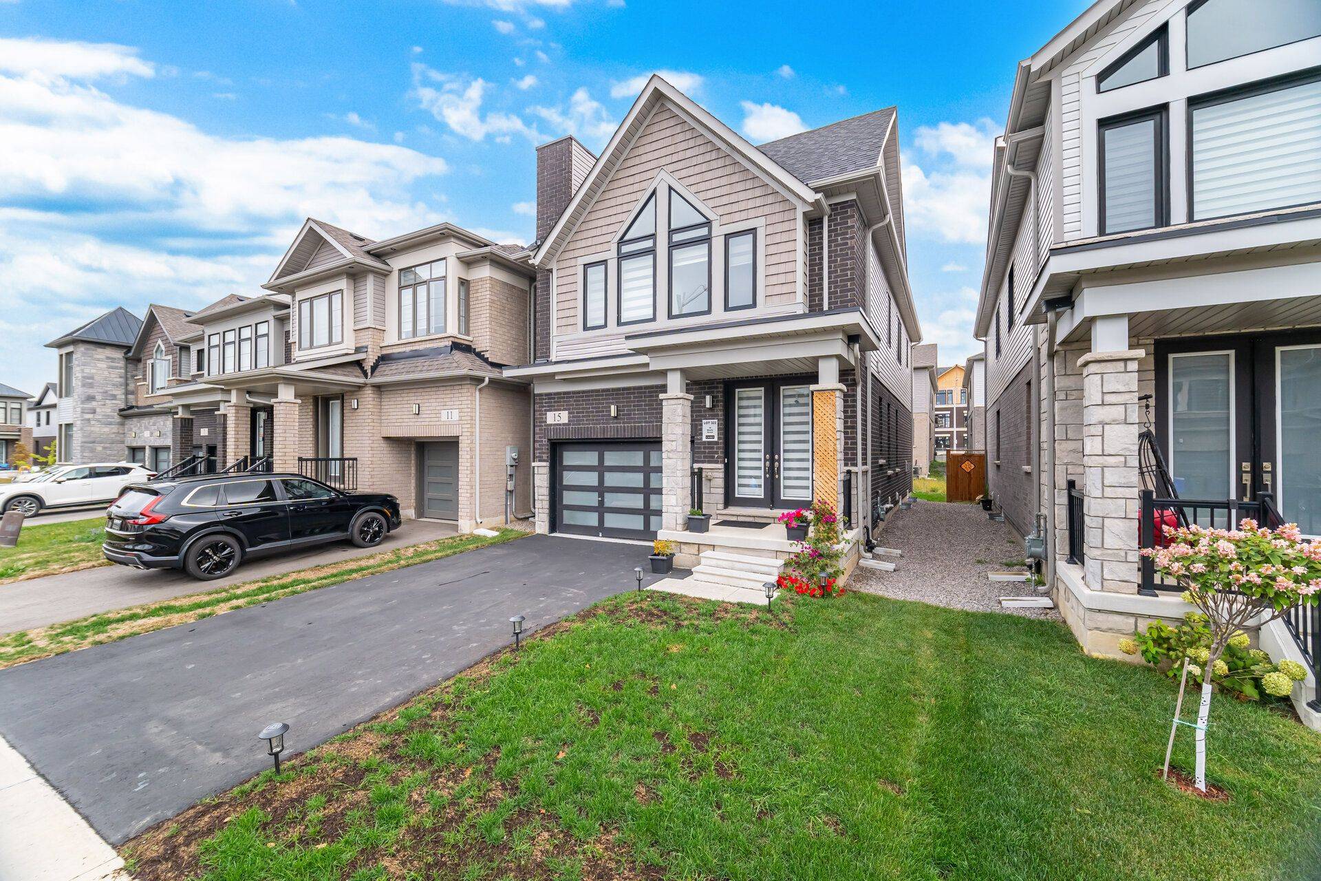 Hamilton, ON L0R 1W0,15 Weylie ST