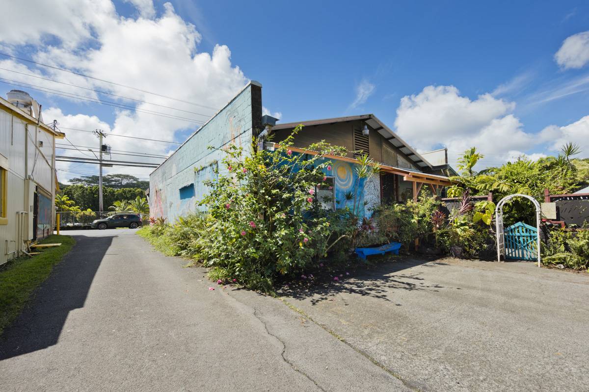 Pahoa, HI 96778,15-2931 PAHOA VILLAGE RD