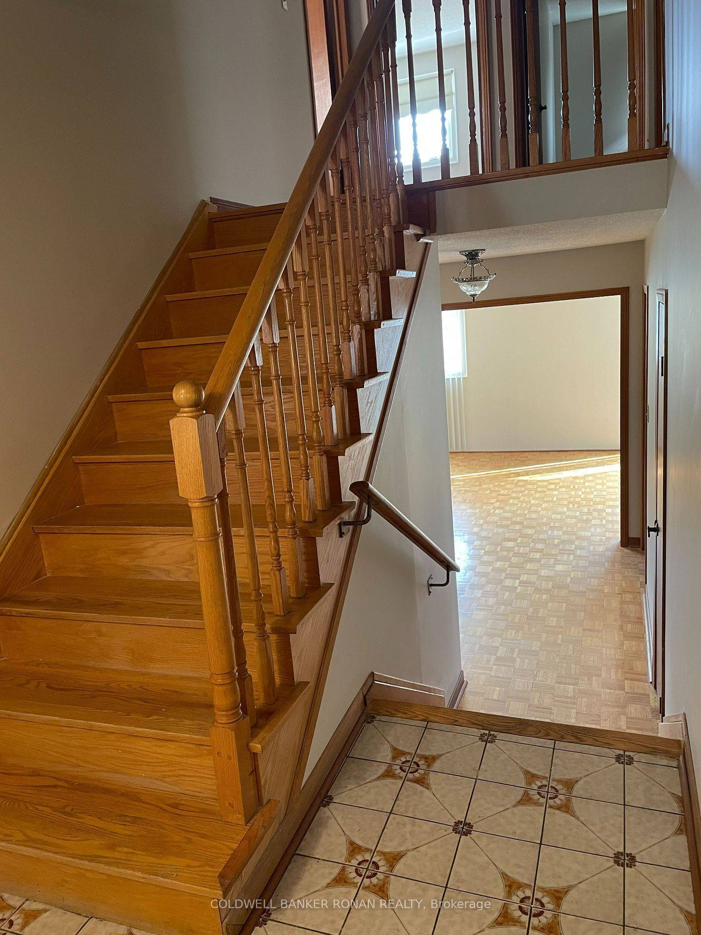 Toronto W10, ON M9V 4W9,74 Minglehaze DR