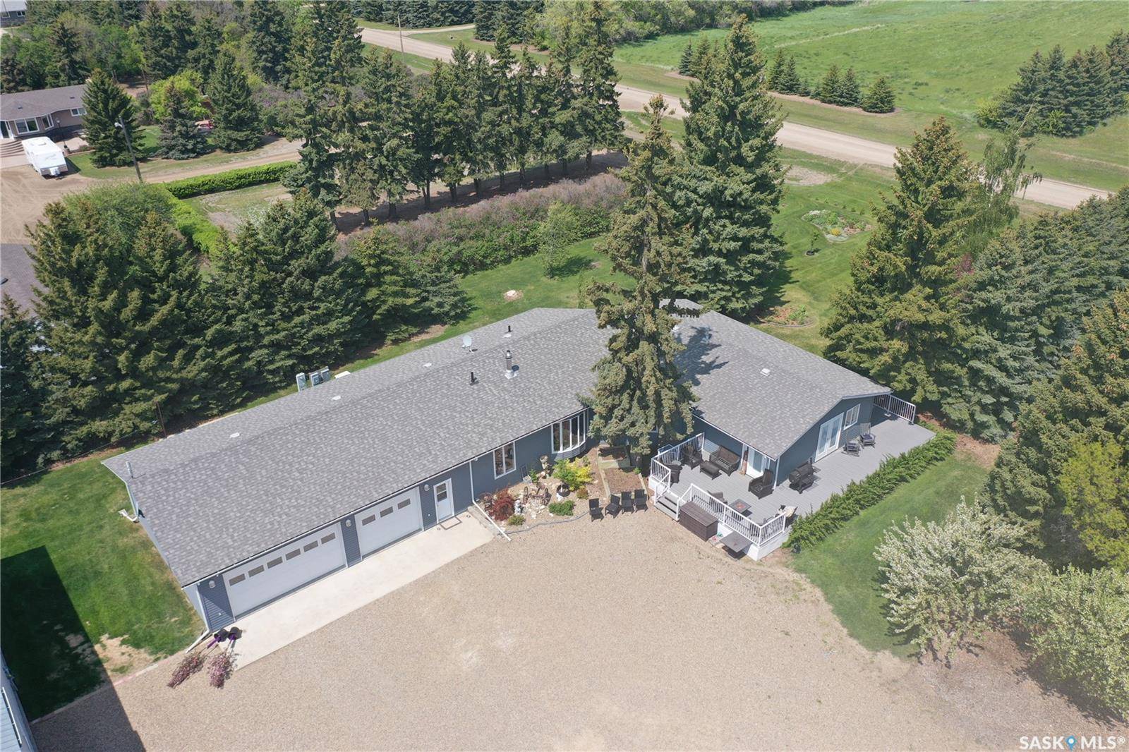 Lac Pelletier Rm No. 107, SK S0N 0E0,211 A Flowerville AVENUE