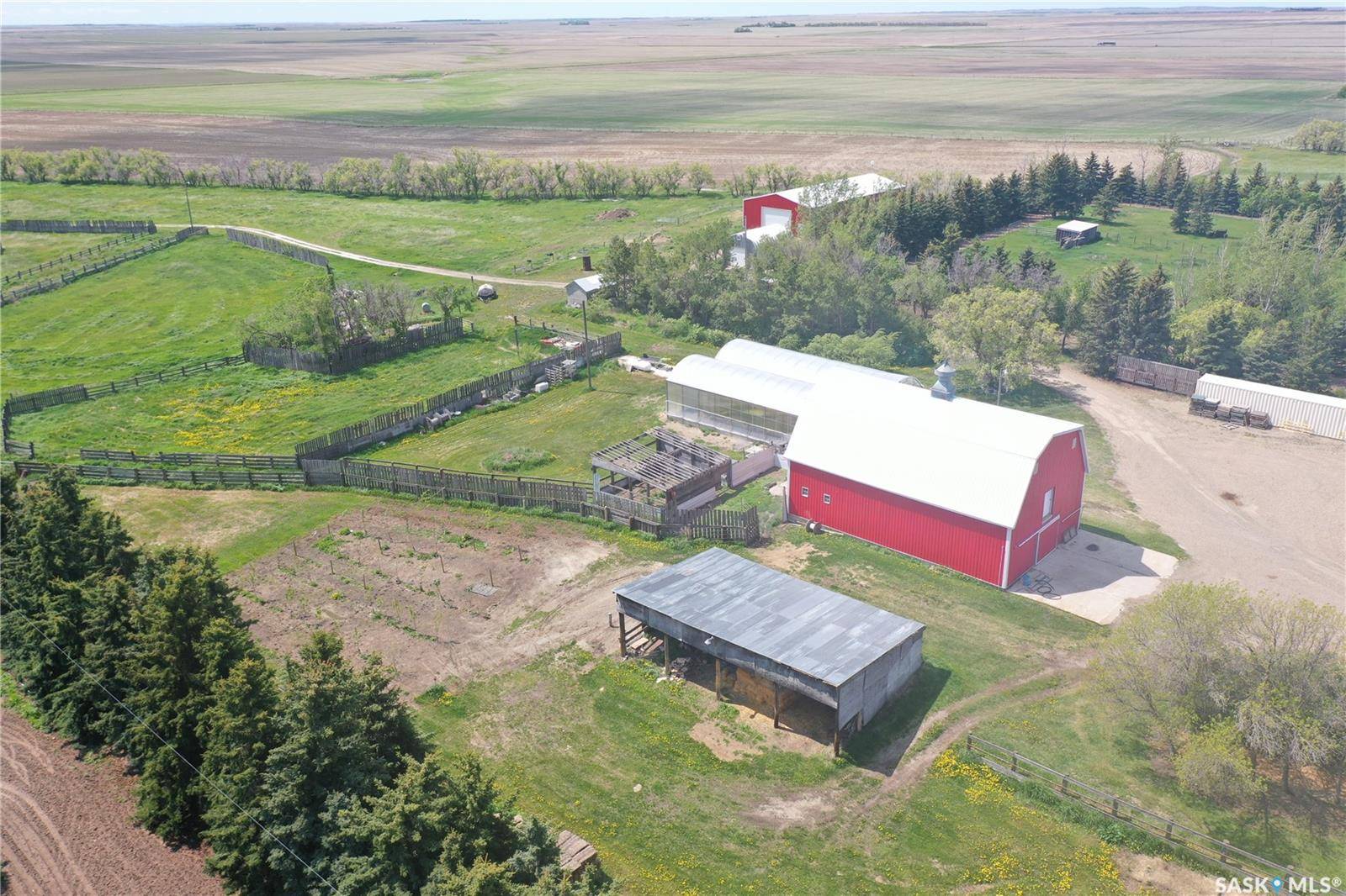 Lac Pelletier Rm No. 107, SK S0N 0E0,211 A Flowerville AVENUE