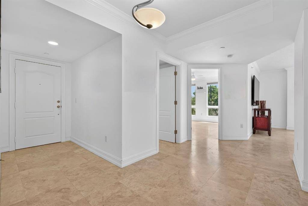 Deerfield Beach, FL 33441,9 NE 20th Ave #302