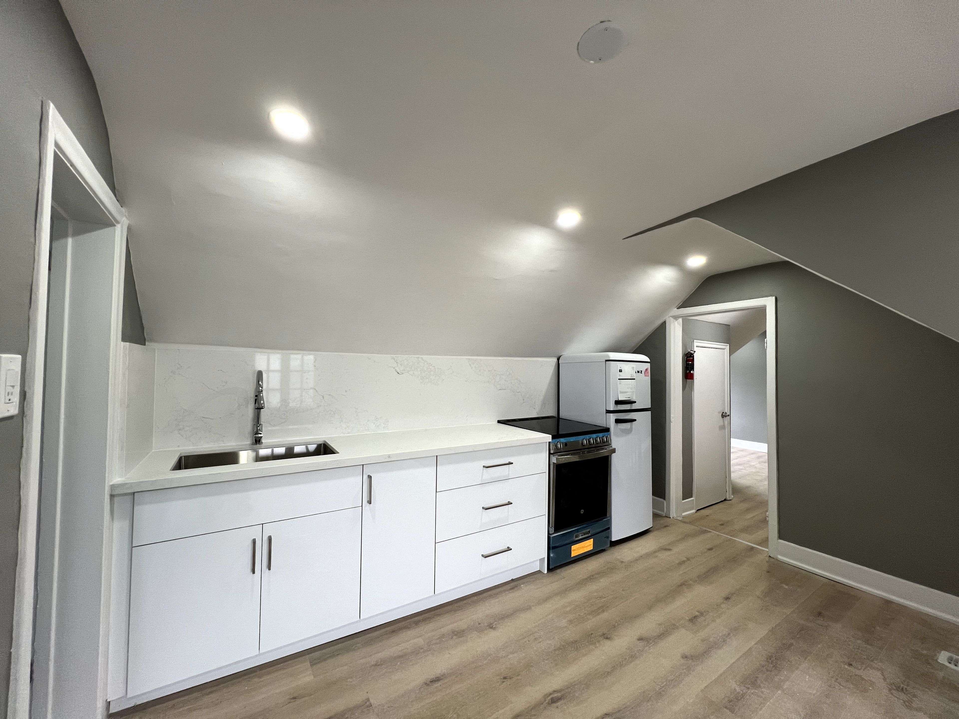 Toronto W03, ON M6E 4C4,76 Ennerdale RD #UPPER