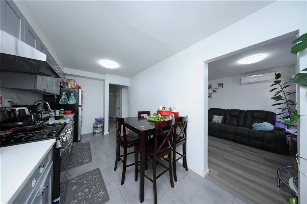 Brooklyn, NY 11235,2461 Coyle ST