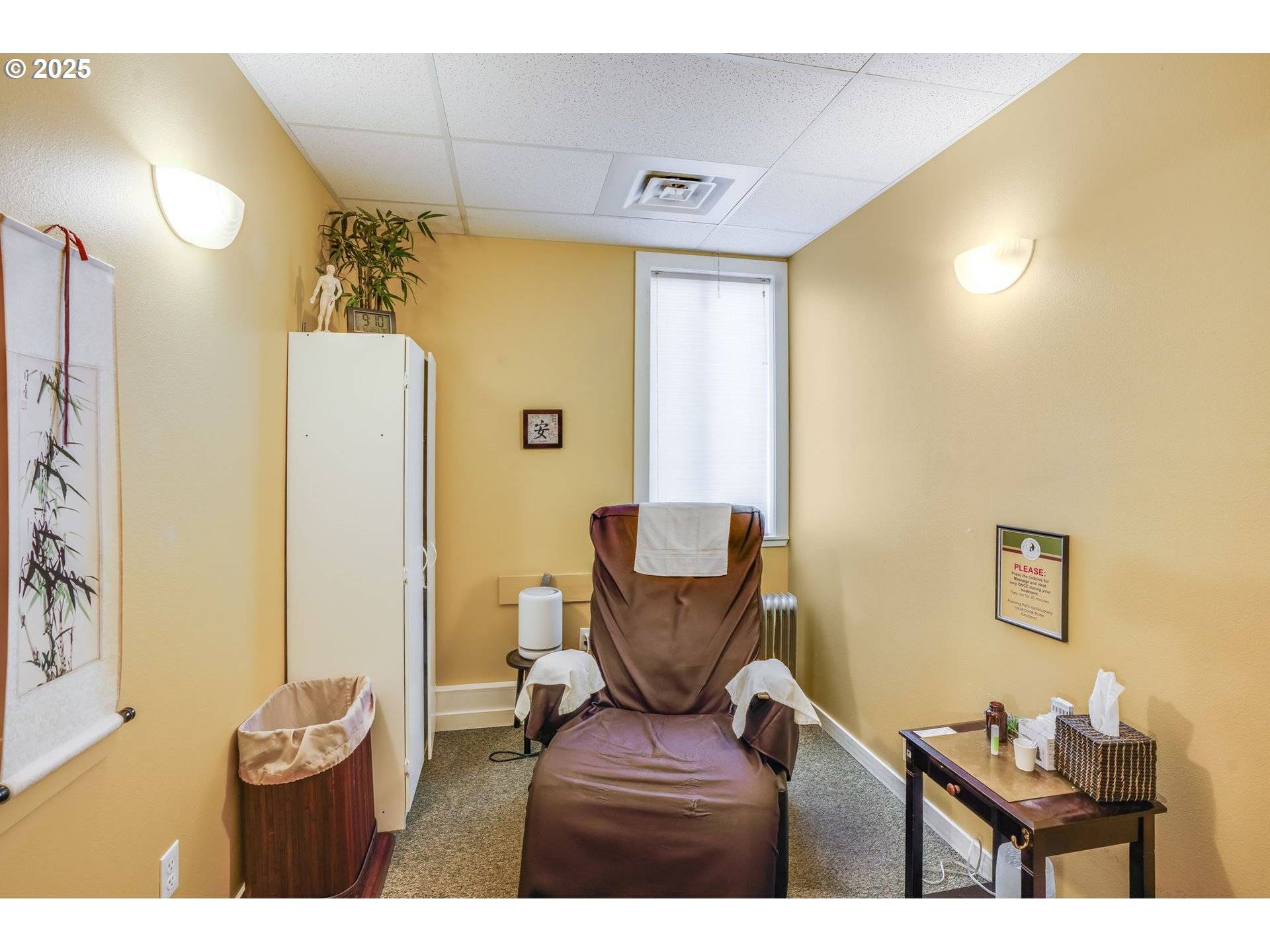 The Dalles, OR 97058,1712 E 12TH ST