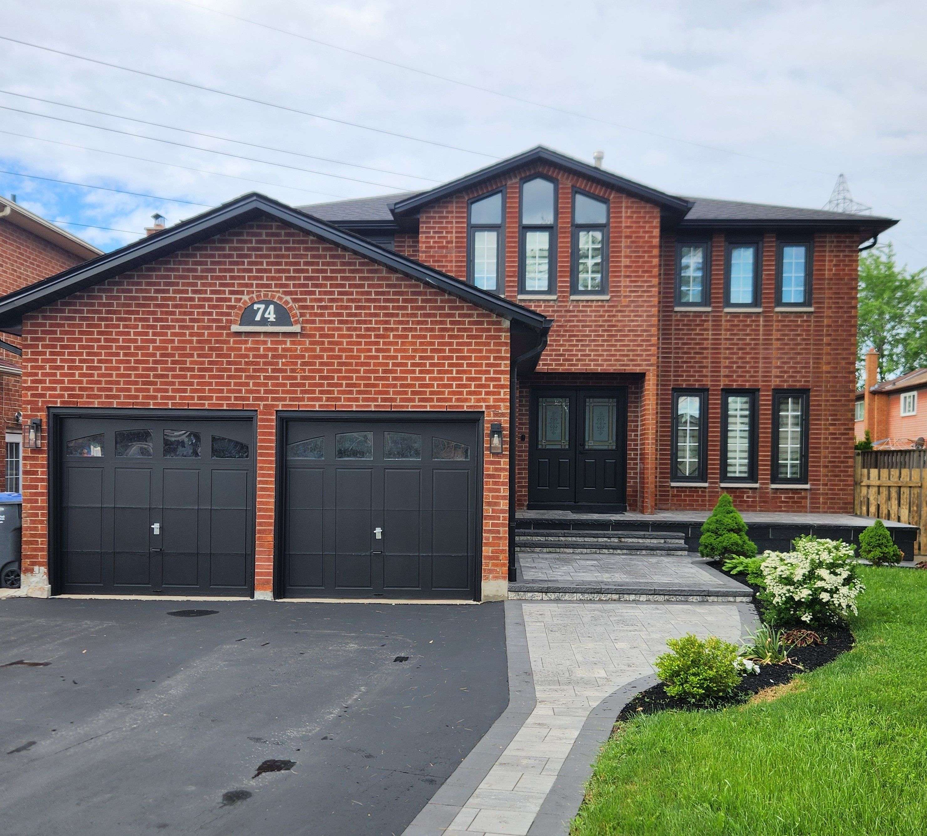 Brampton, ON L6Y 3R7,74 O'hara PL