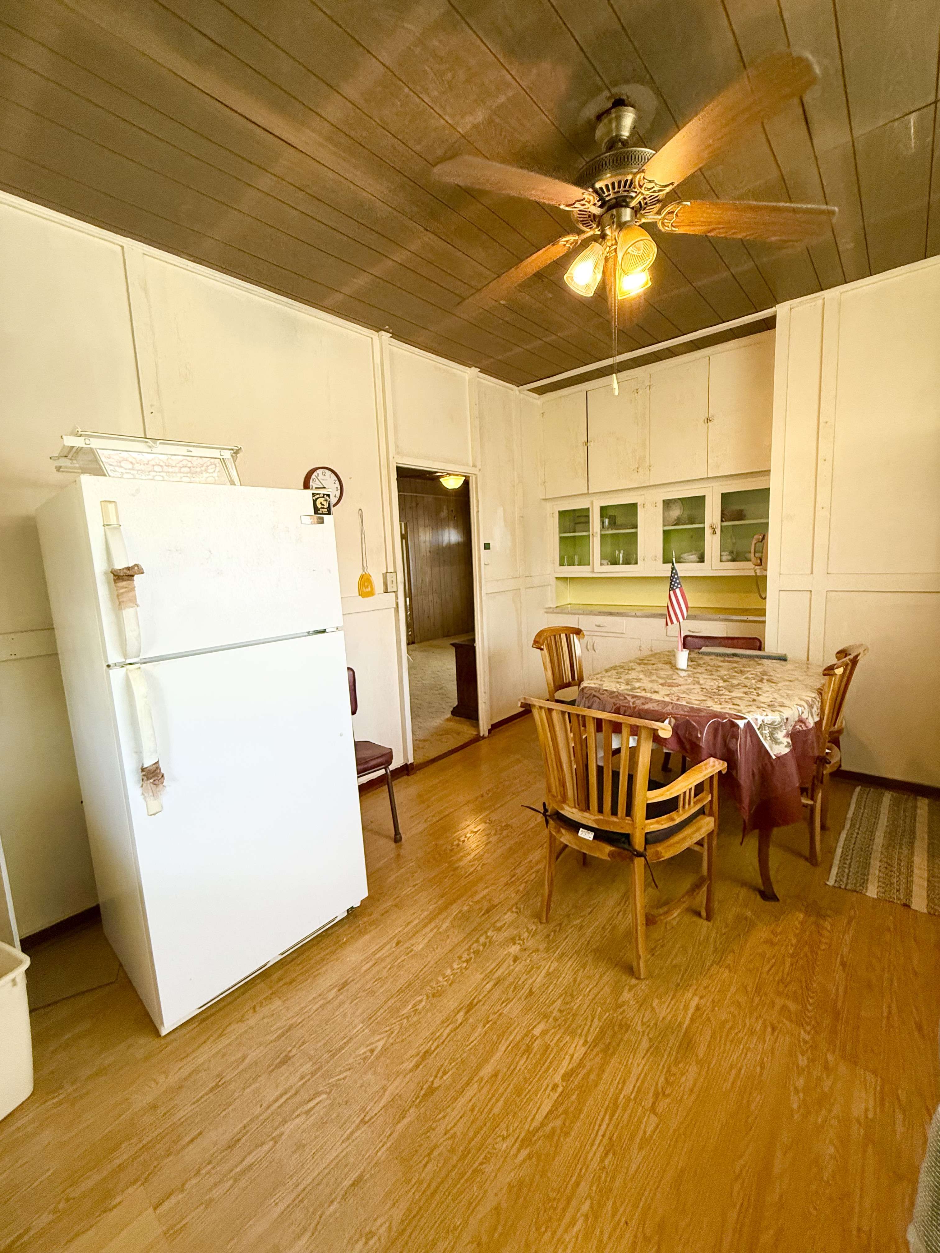 Naalehu, HI 96772,95-5576 LOKELANI ST