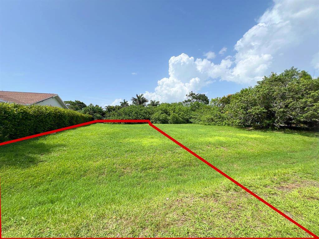 Naples, FL 34108,553 N 100th Ave