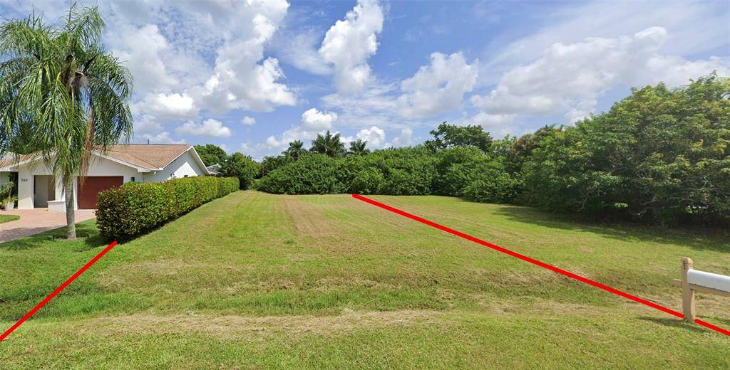 Naples, FL 34108,553 N 100th Ave