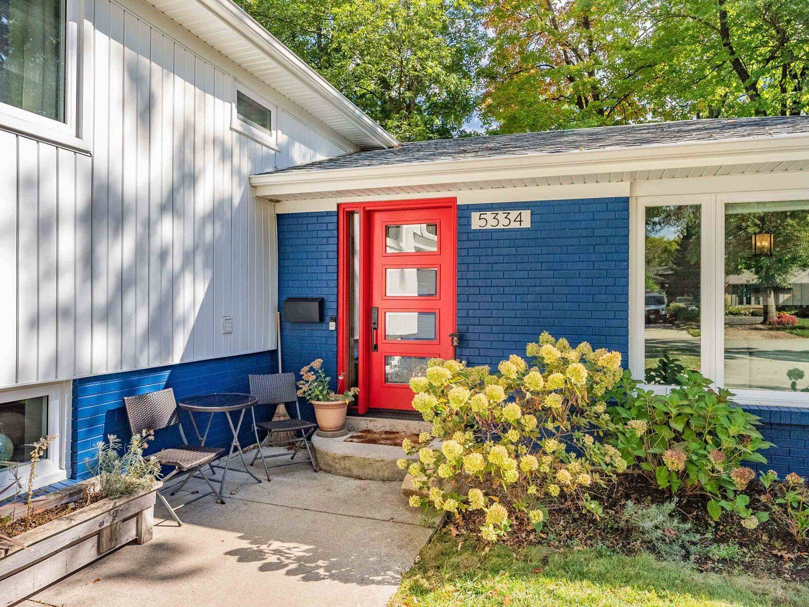 Burlington, ON L7L 3T9,5334 Linbrook RD