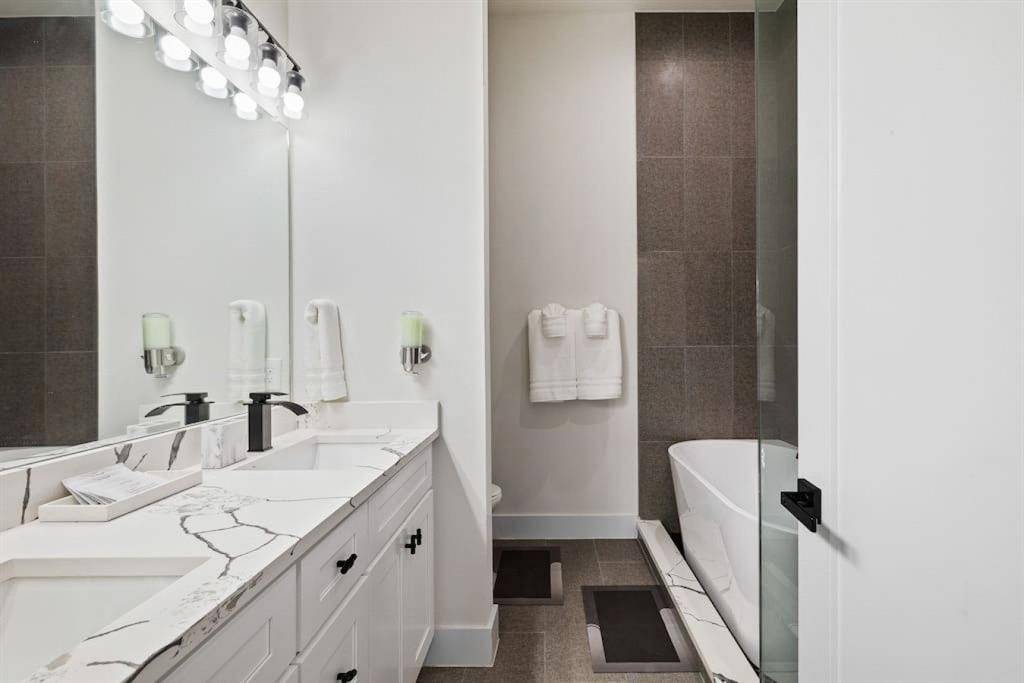 Dallas, TX 75206,5942 Prospect Avenue