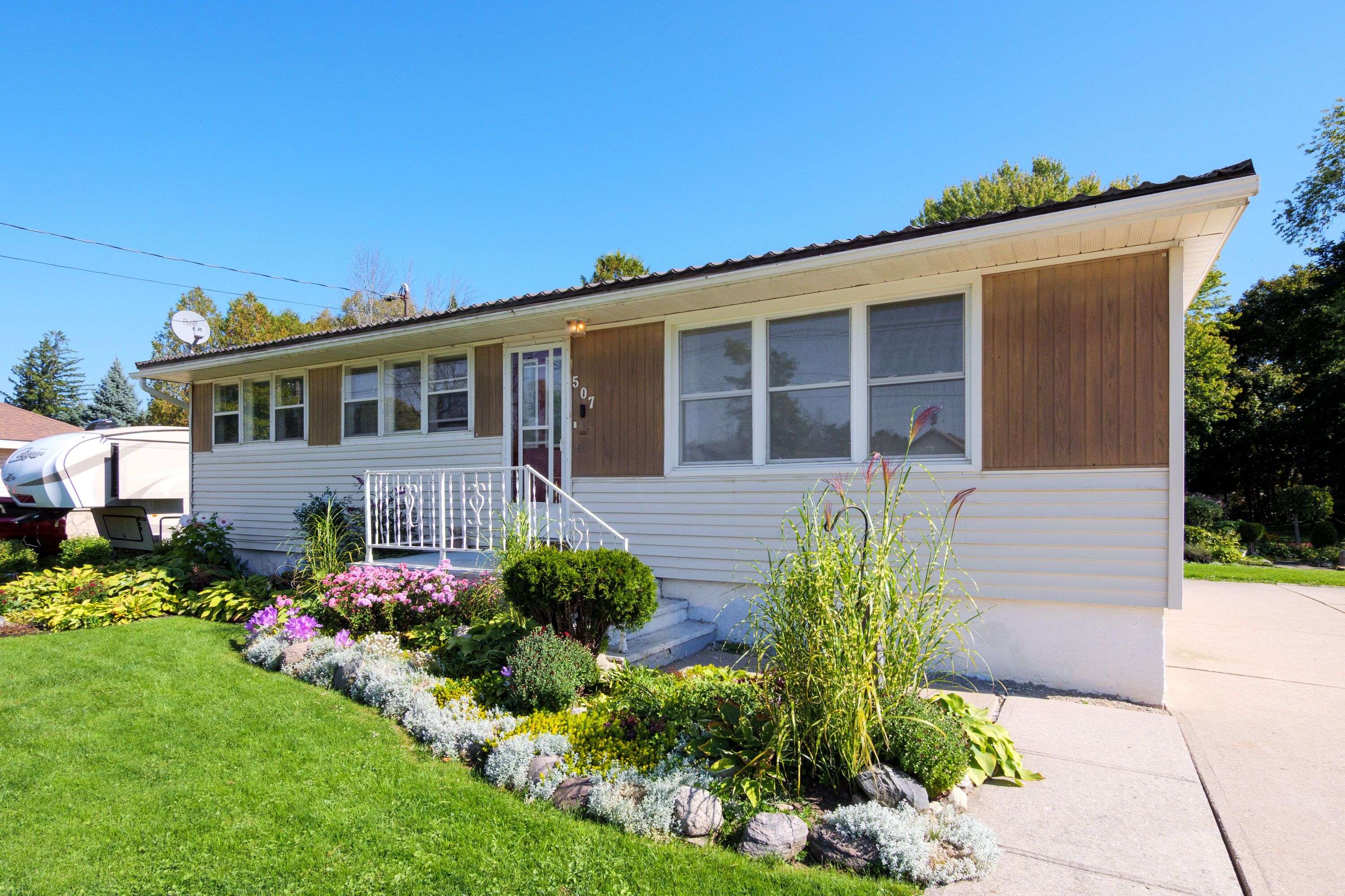 South Bruce Peninsula, ON N0H 2T0,507 McNaughton ST