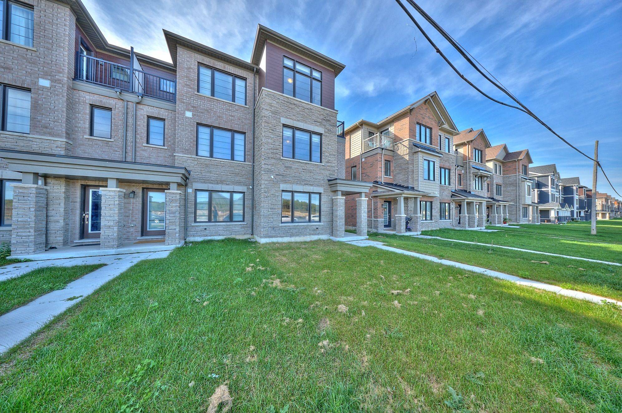 Thorold, ON L5B 5N5,11 Melody LN