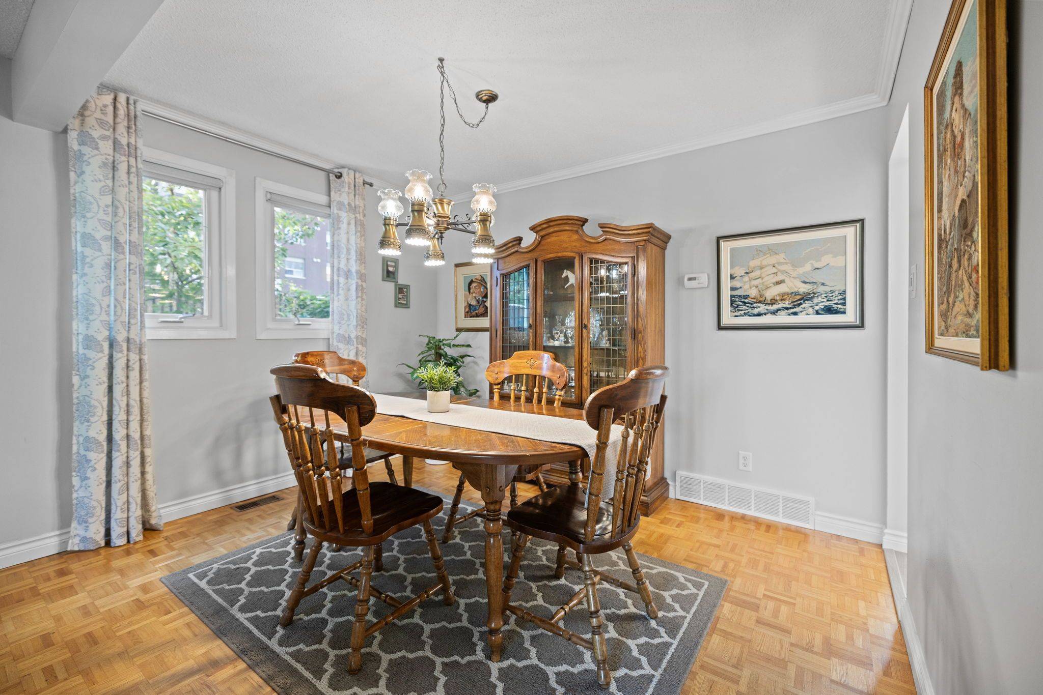 Britannia - Lincoln Heights And Area, ON K2B 6X5,2486 Regina ST