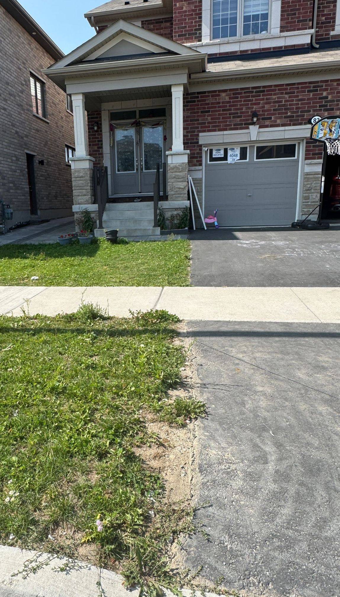 Whitby, ON L1P 0L8,83 Barkerville DR #Bsmt