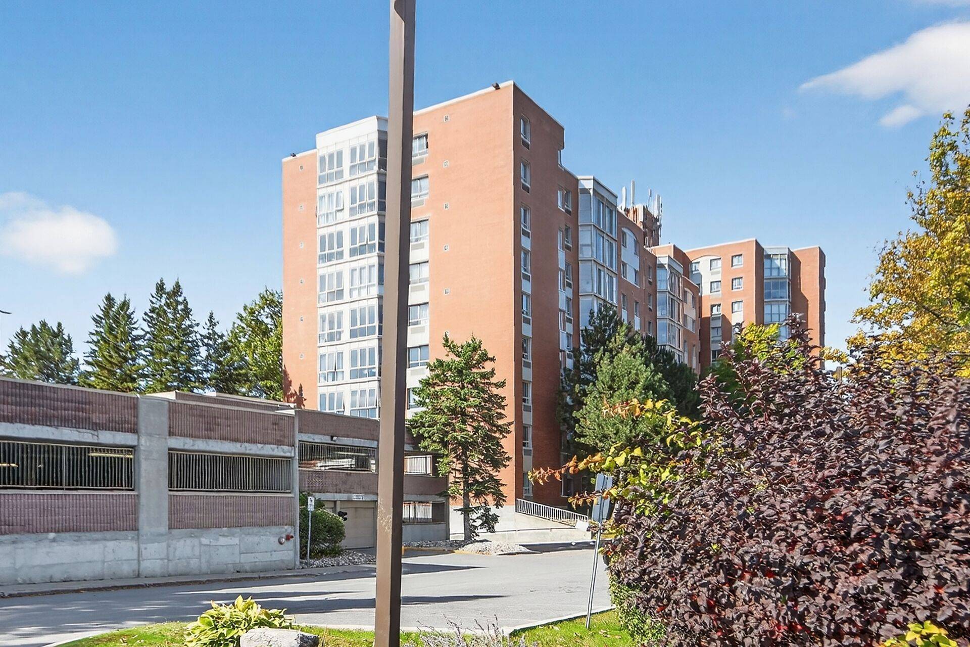 Kanata, ON K2K 2B6,960 TERON RD #514