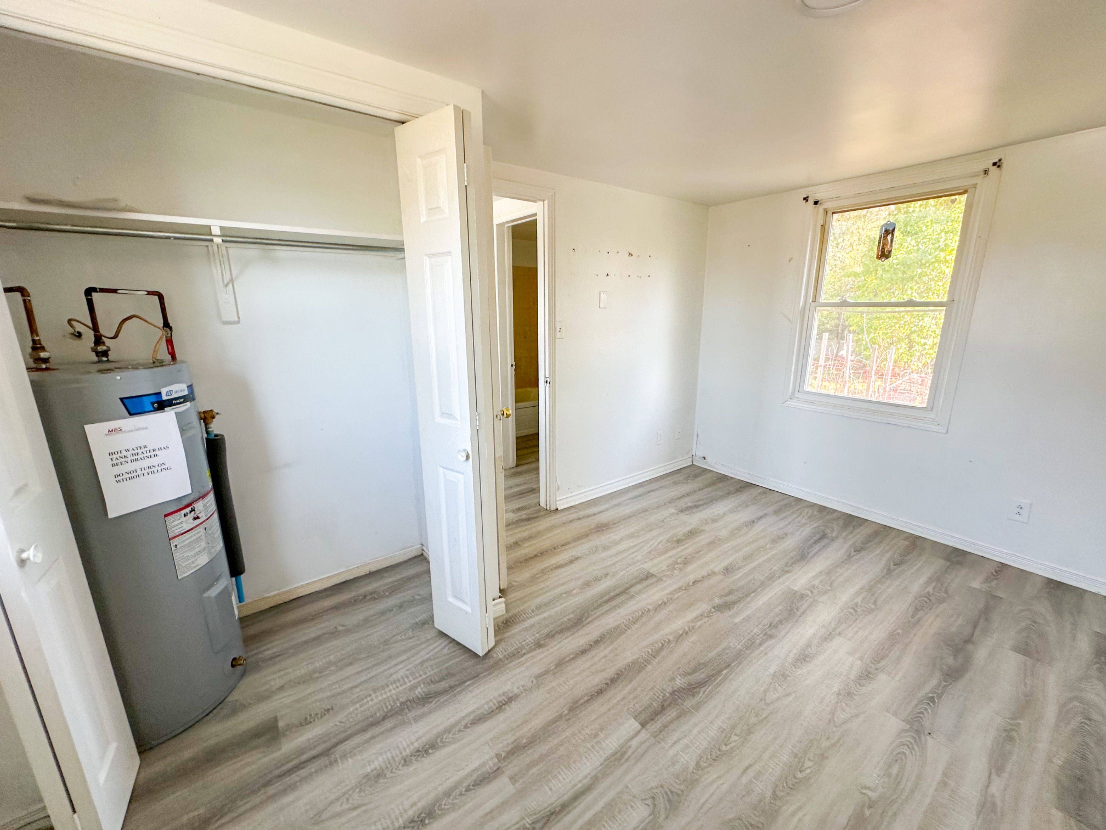 Quinte West, ON K8R 0B3,74 Aikins RD