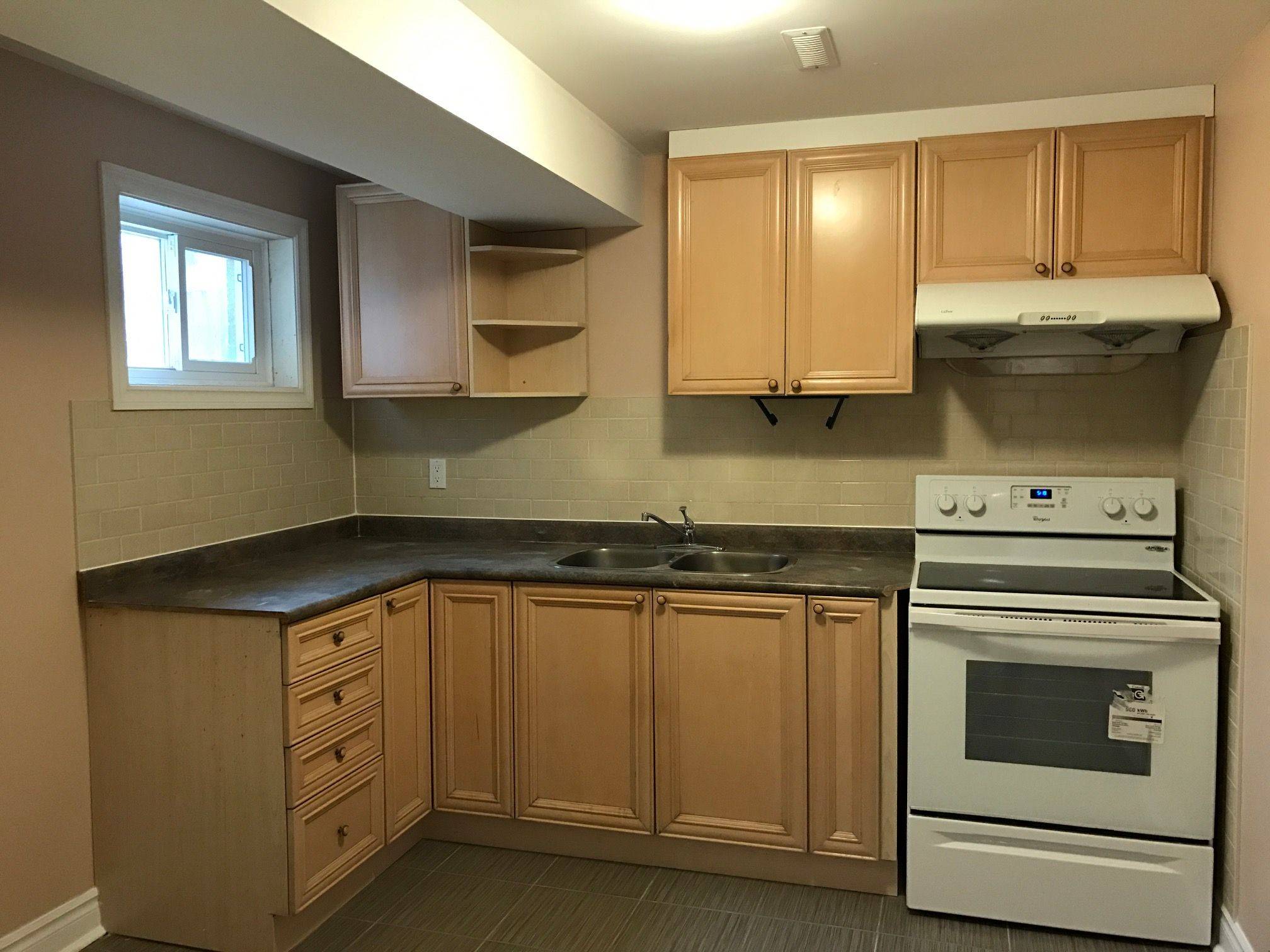 Mississauga, ON L5N 4L4,2535 Symington CT