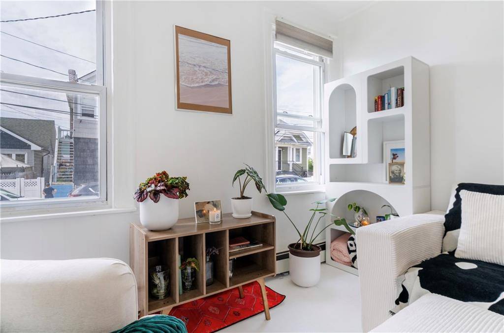 Rockaway Beach, NY 11693,336 Beach 88th ST