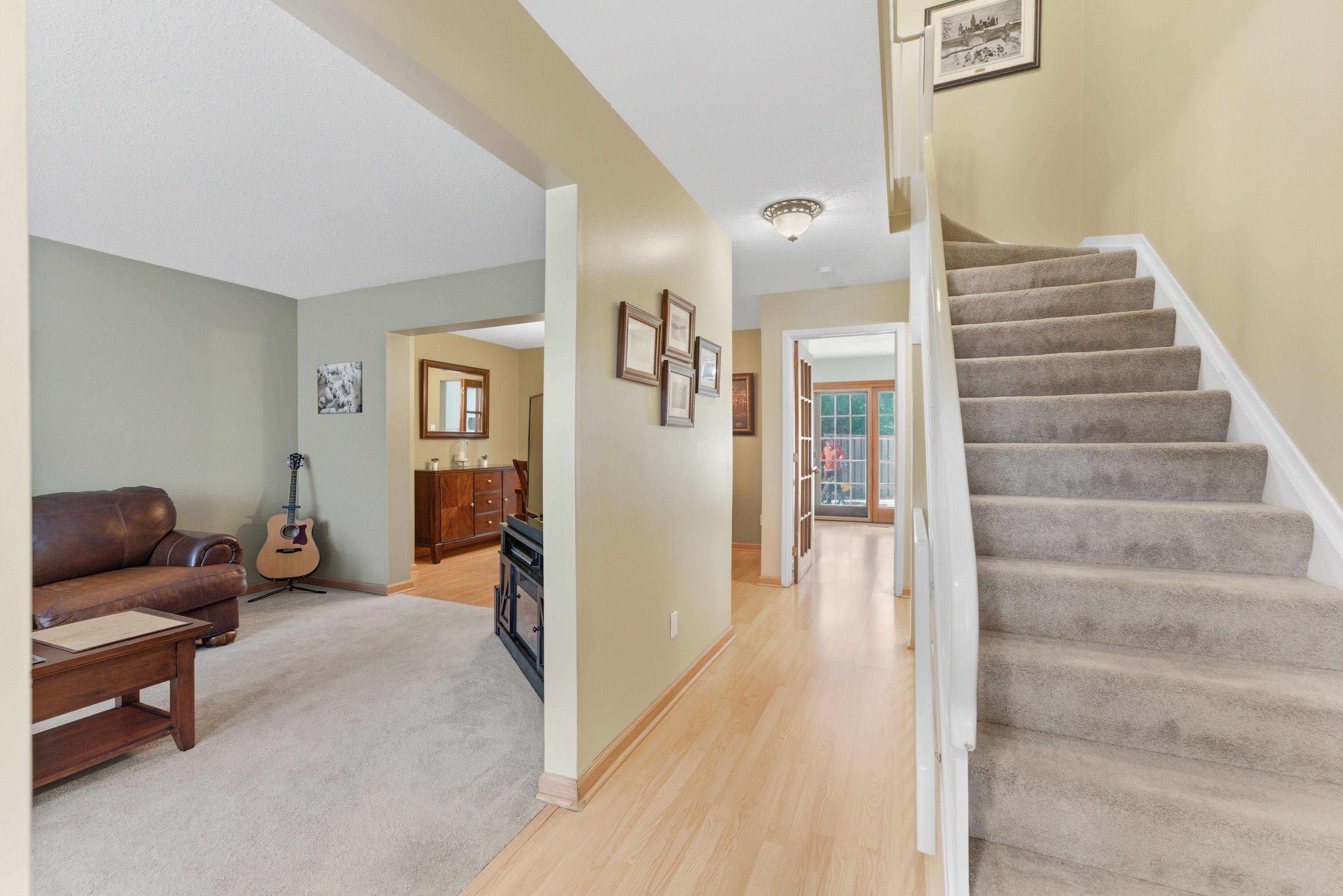 Beacon Hill North - South And Area, ON K1J 8J2,1900 MARQUIS AVE #73