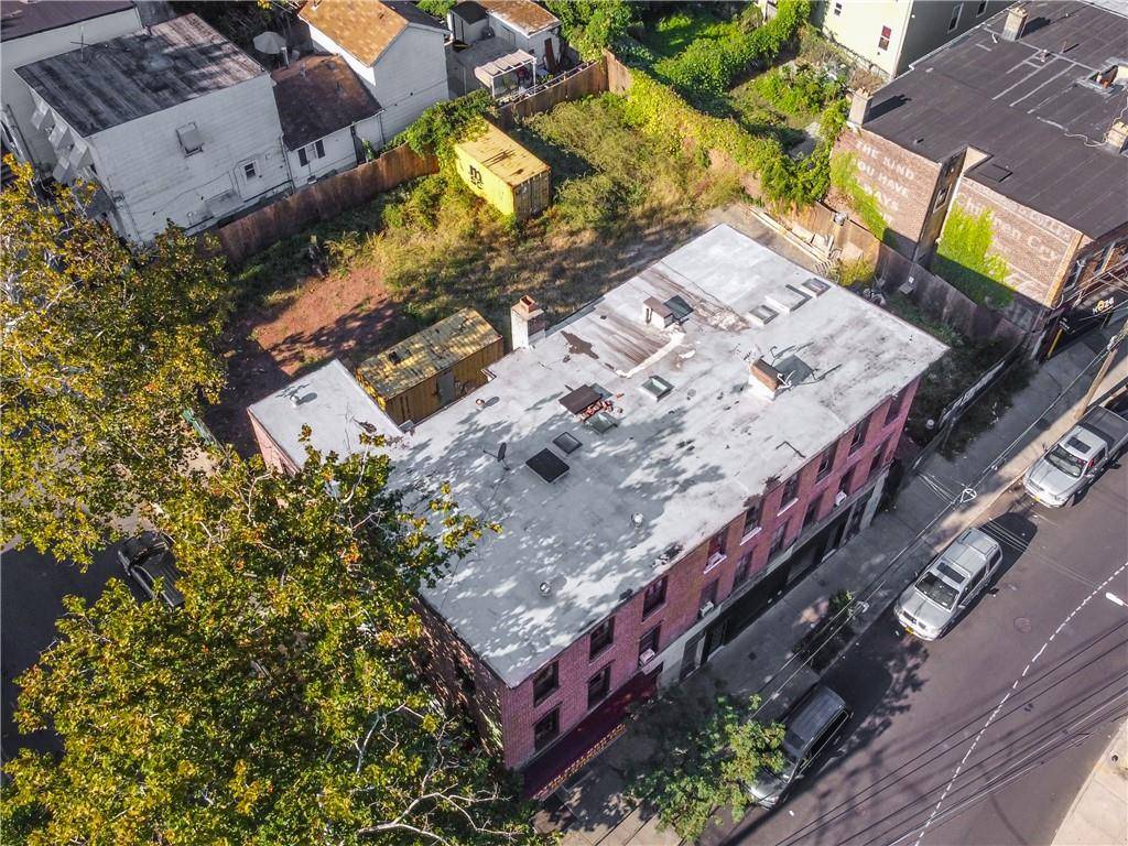 Brooklyn, NY 10301,482 Jersey ST