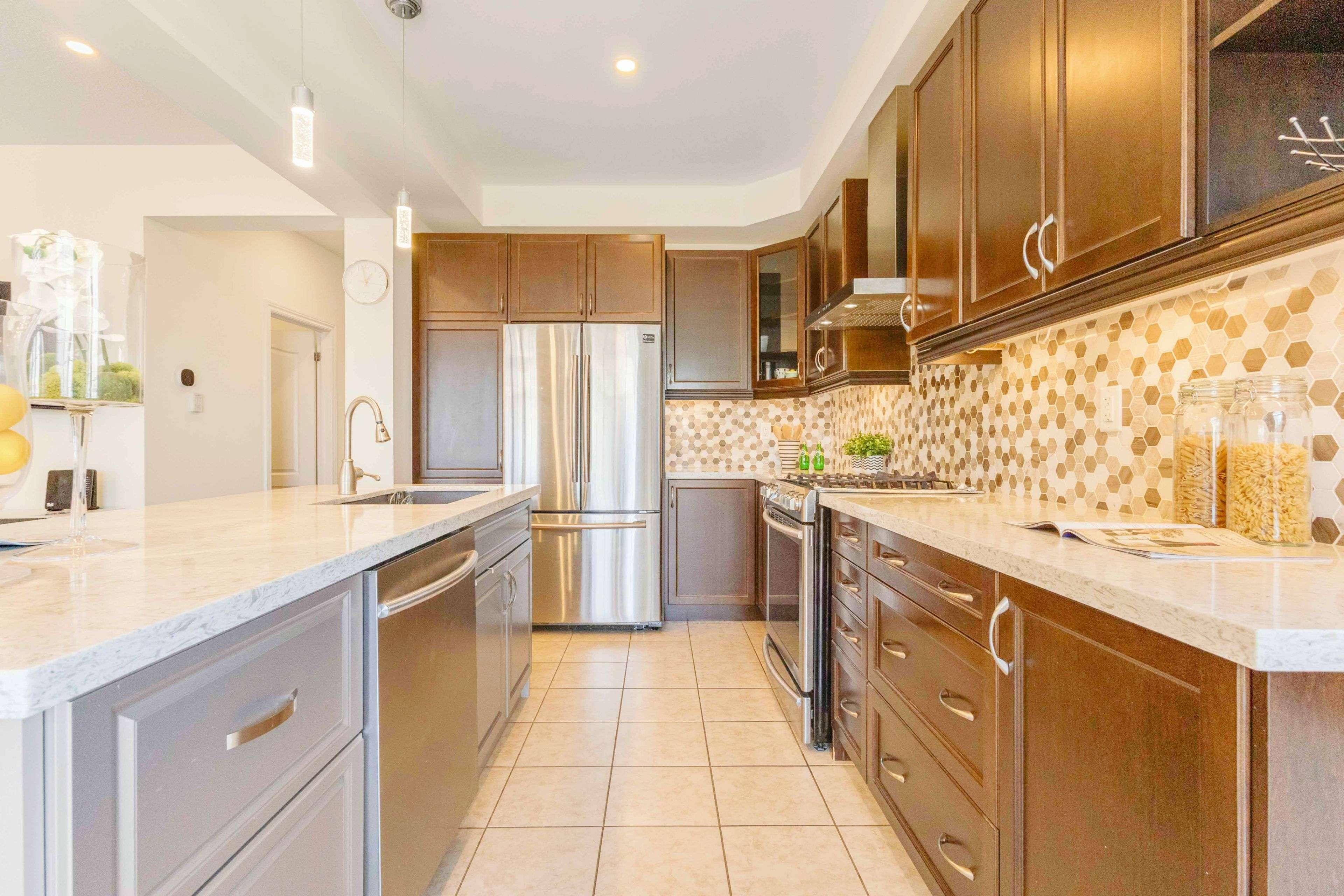 Markham, ON L6C 0T4,70 Living CRES