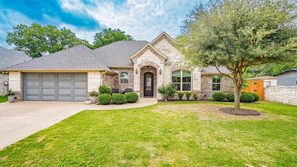 Granbury, TX 76048,1302 Joshua Way