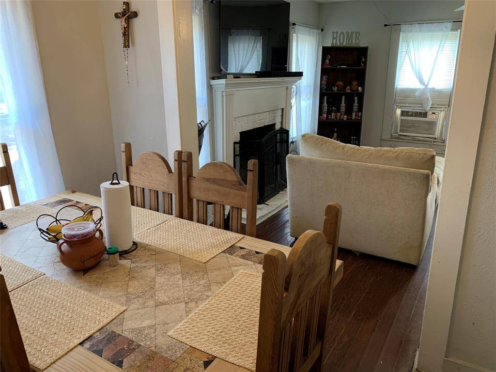 Athens, TX 75751,306 W Scott Street