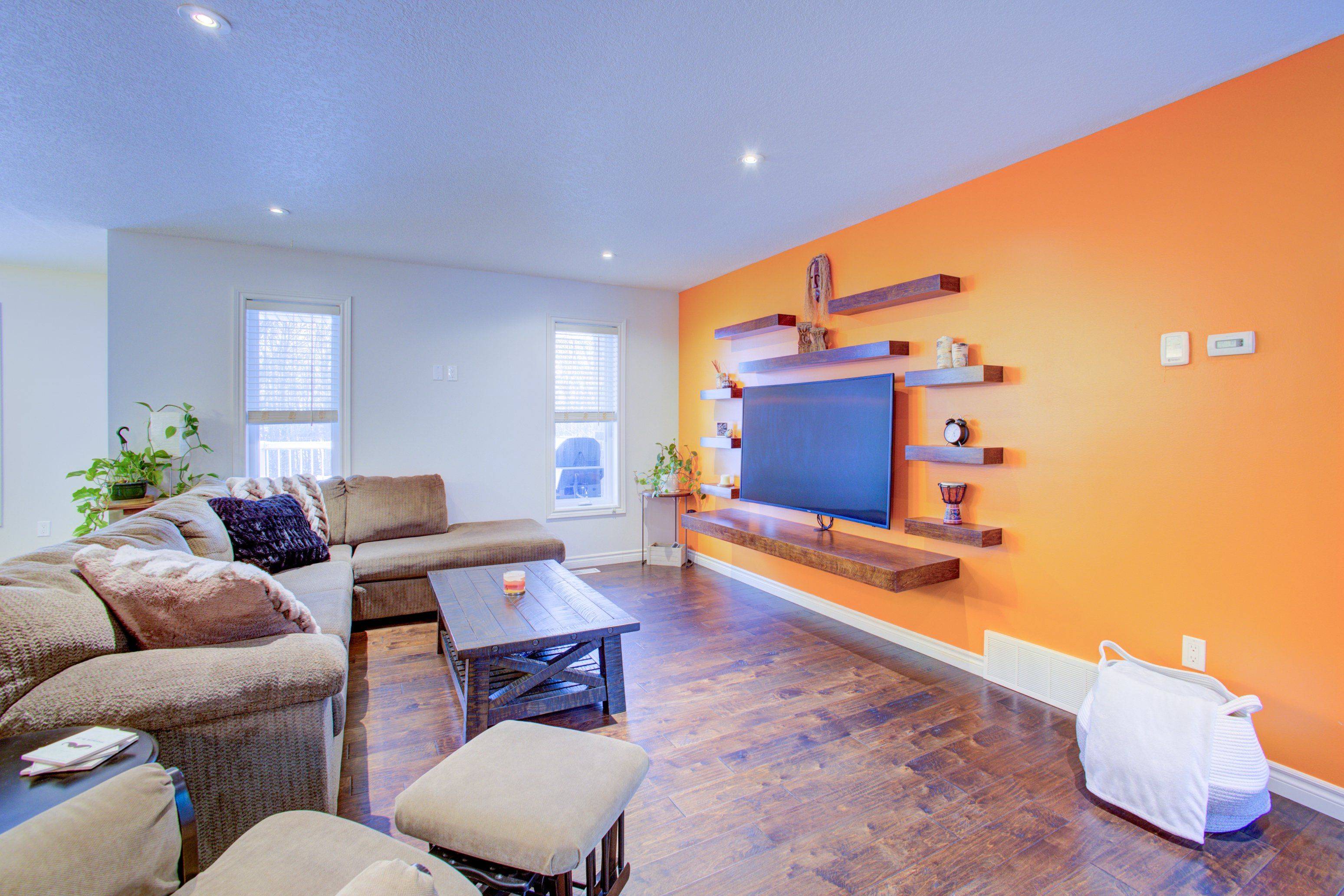 Minto, ON N0G 1Z0,109 Tuffy Macdougall CT