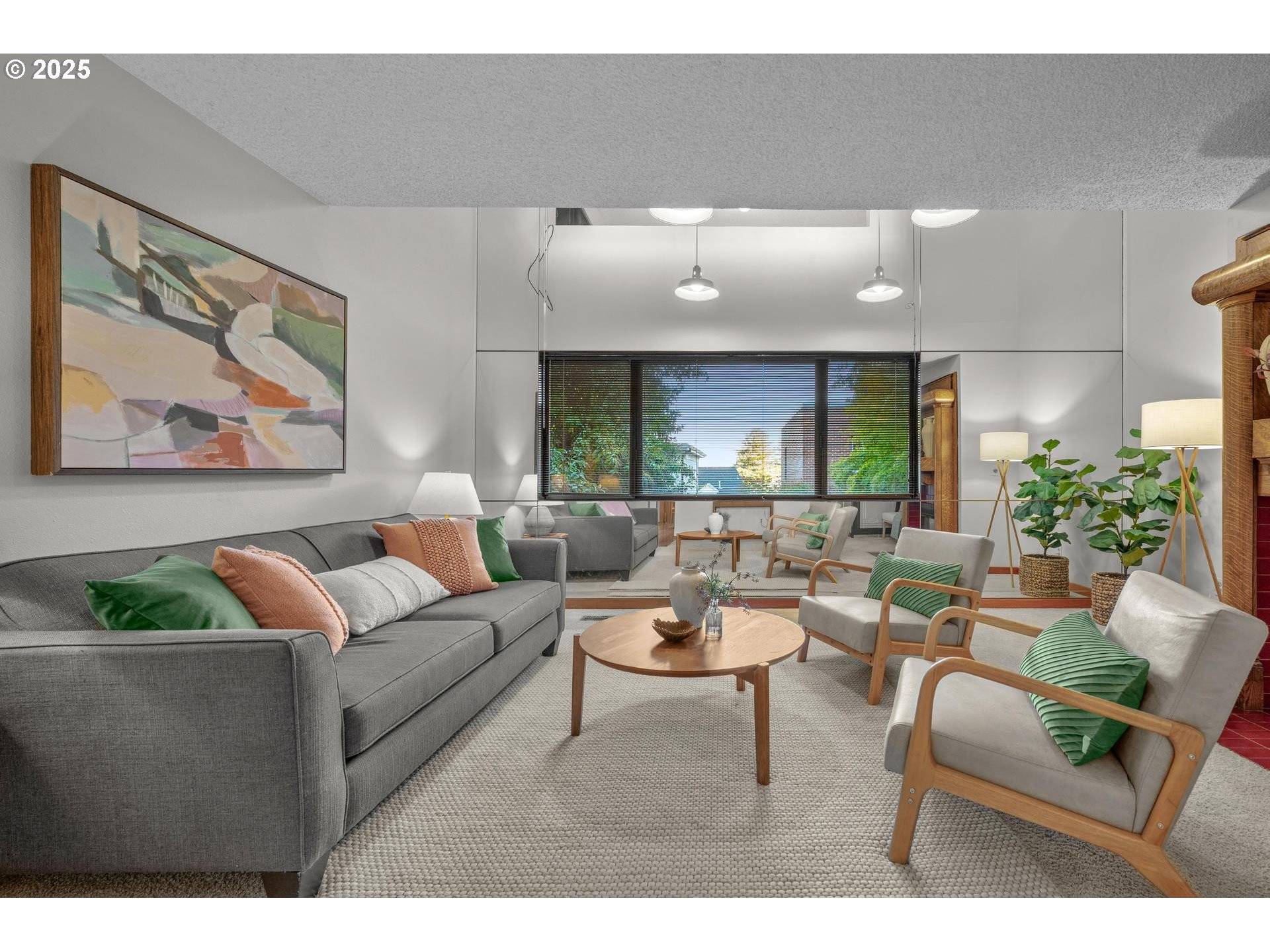 Portland, OR 97205,2376 SW CEDAR ST