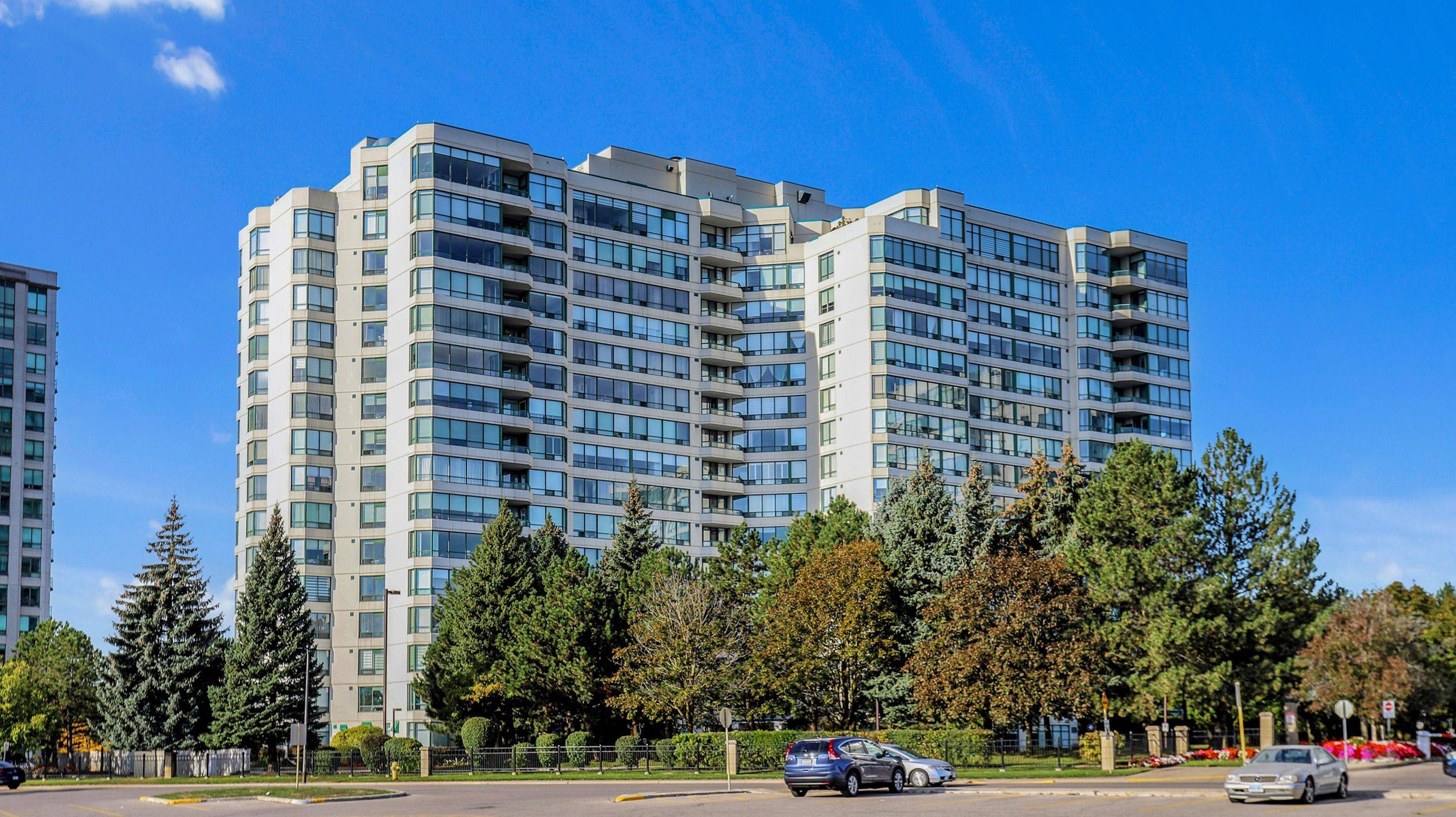 Vaughan, ON L4J 7W8,110 Promenade CIR #1109