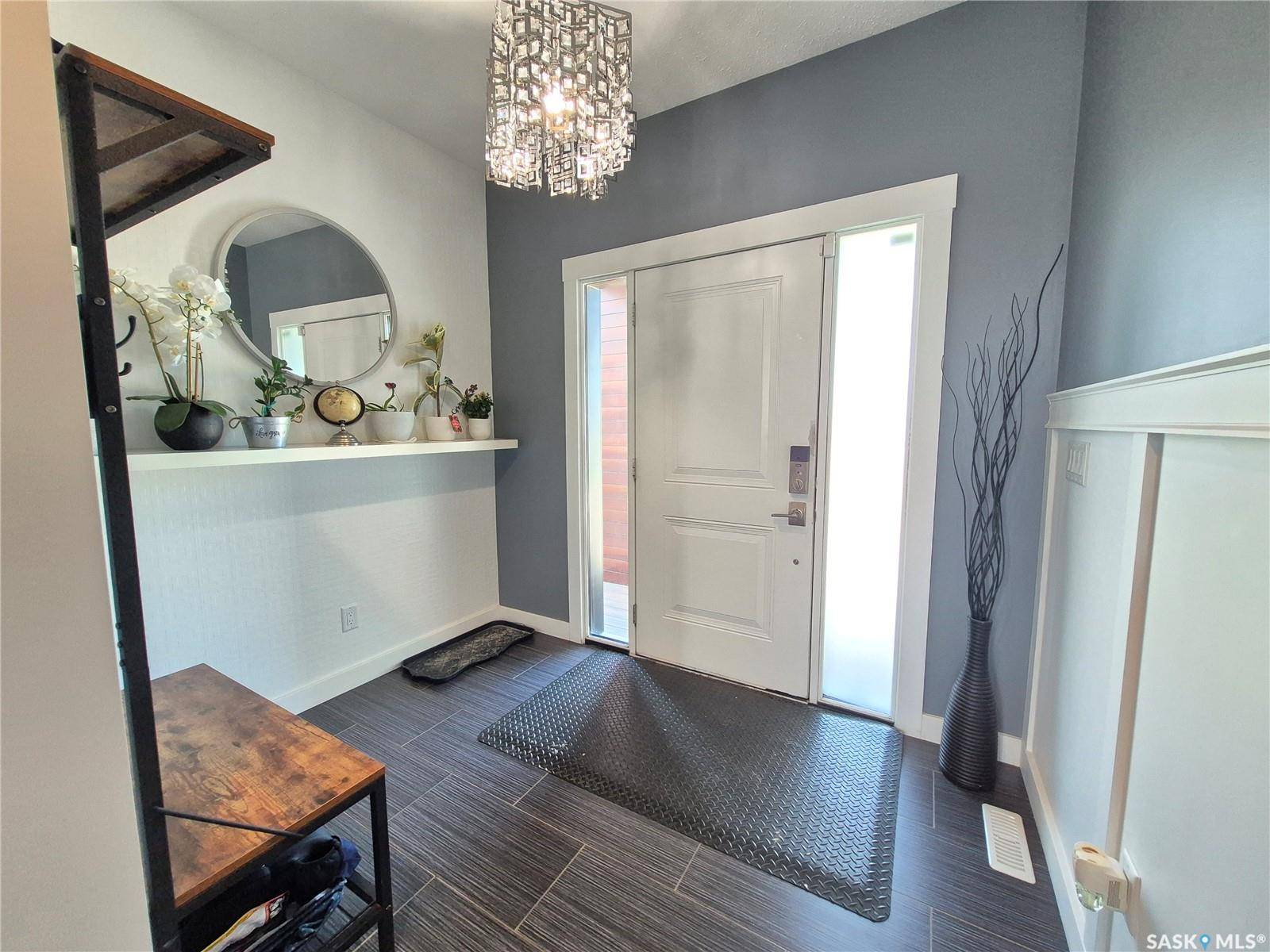 Weyburn, SK S4H 3M6,836 McTaggart DRIVE