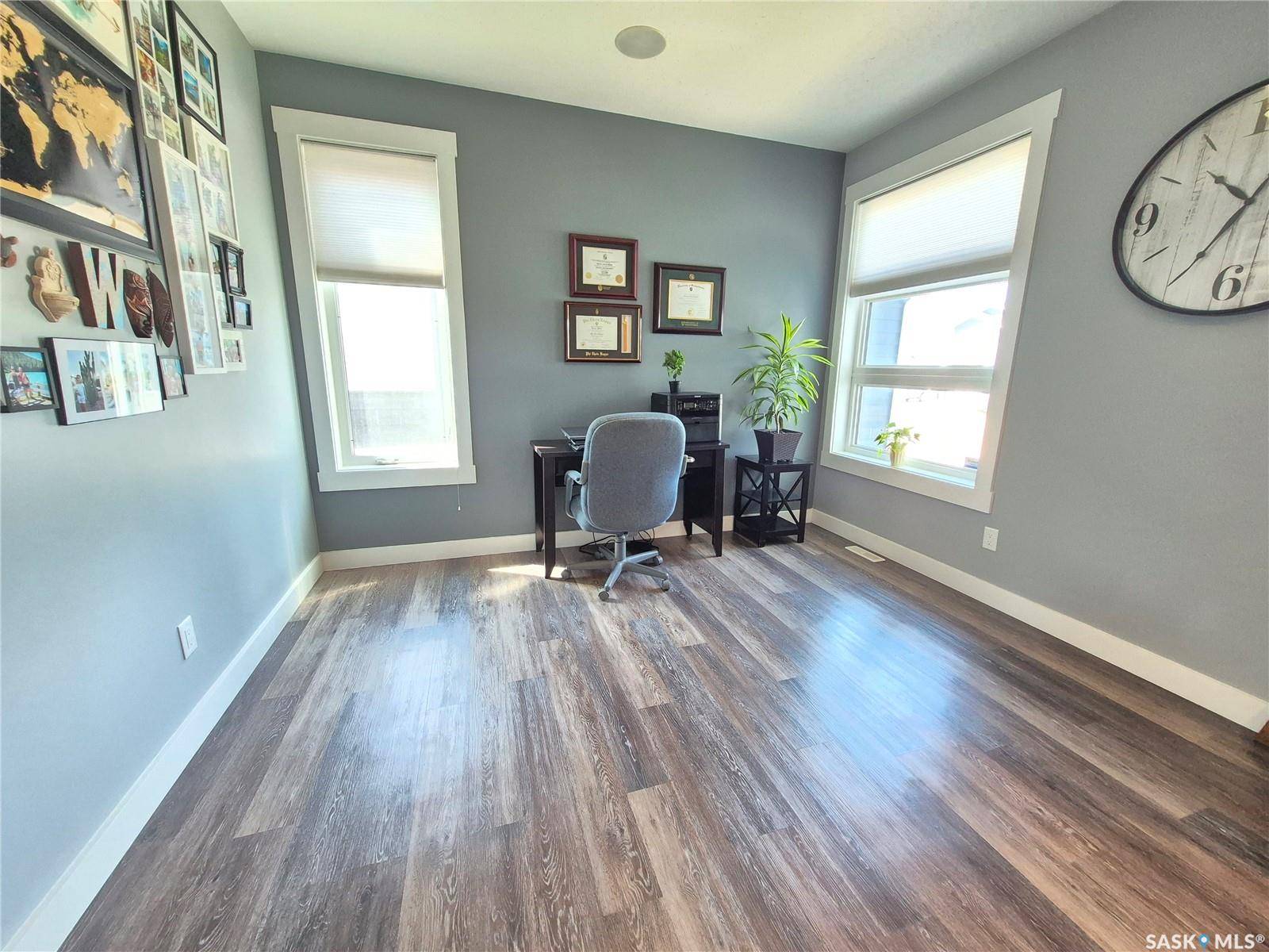 Weyburn, SK S4H 3M6,836 McTaggart DRIVE