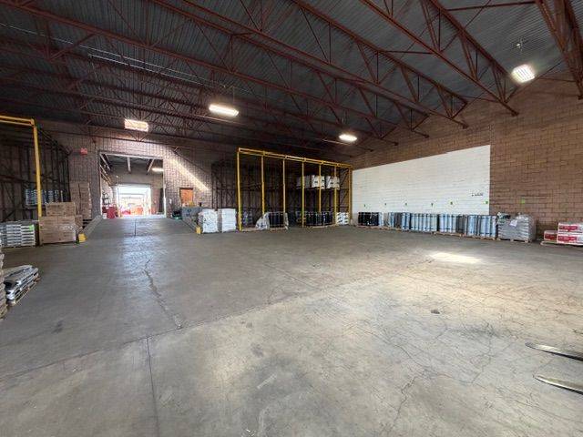 Mississauga, ON L5J 1K7,2624 Royal Windsor DR #9