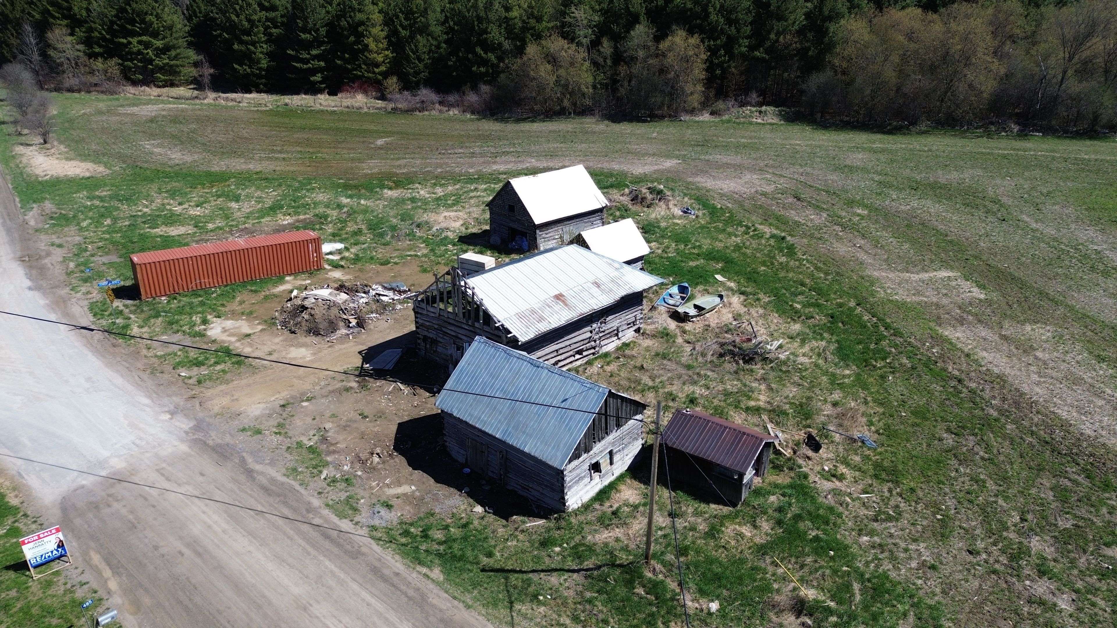 Merrickville-wolford, ON K0G 1N0,520 Pioneer RD S