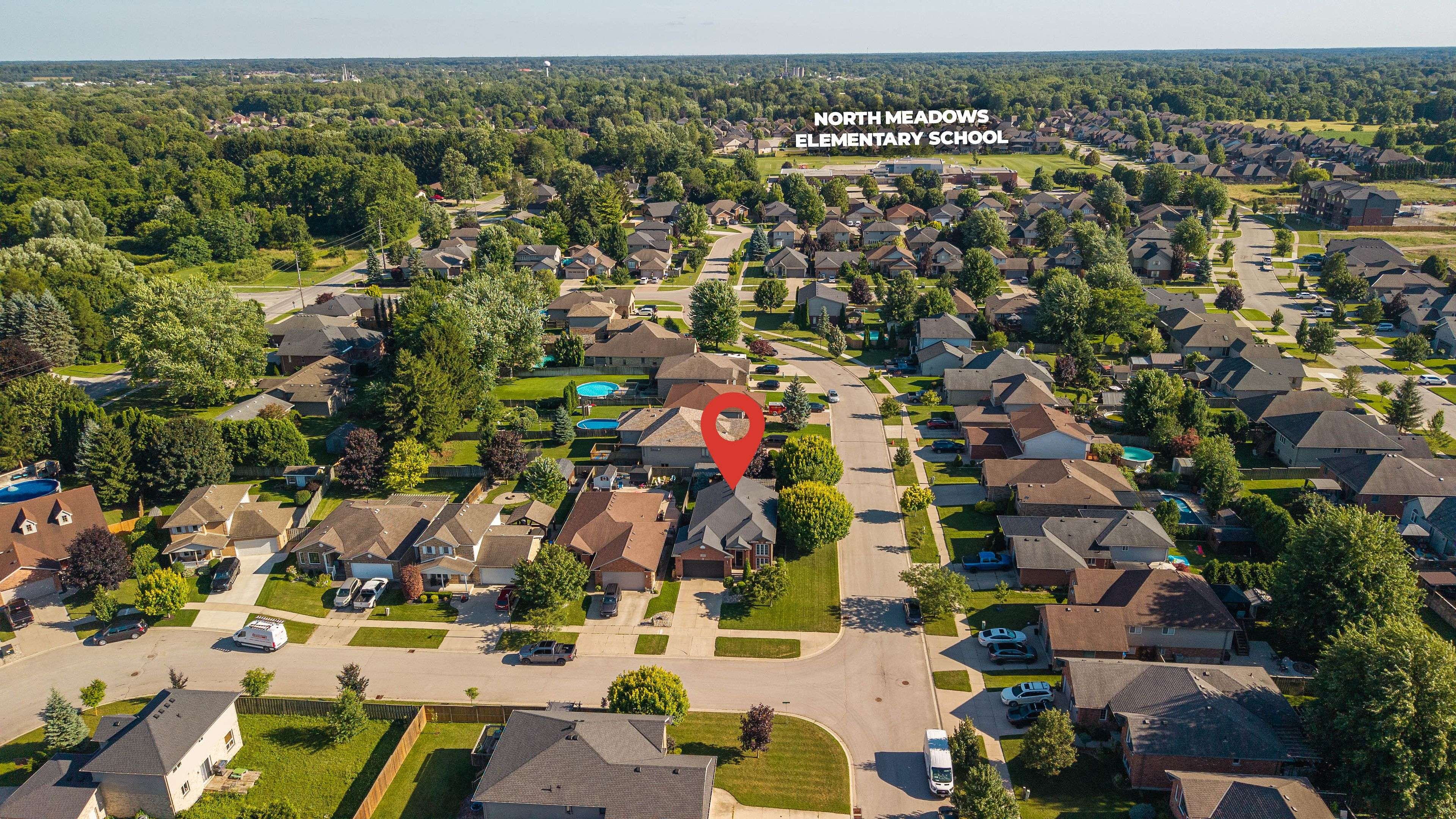 Strathroy-caradoc, ON N7G 4H3,598 Harris CIR