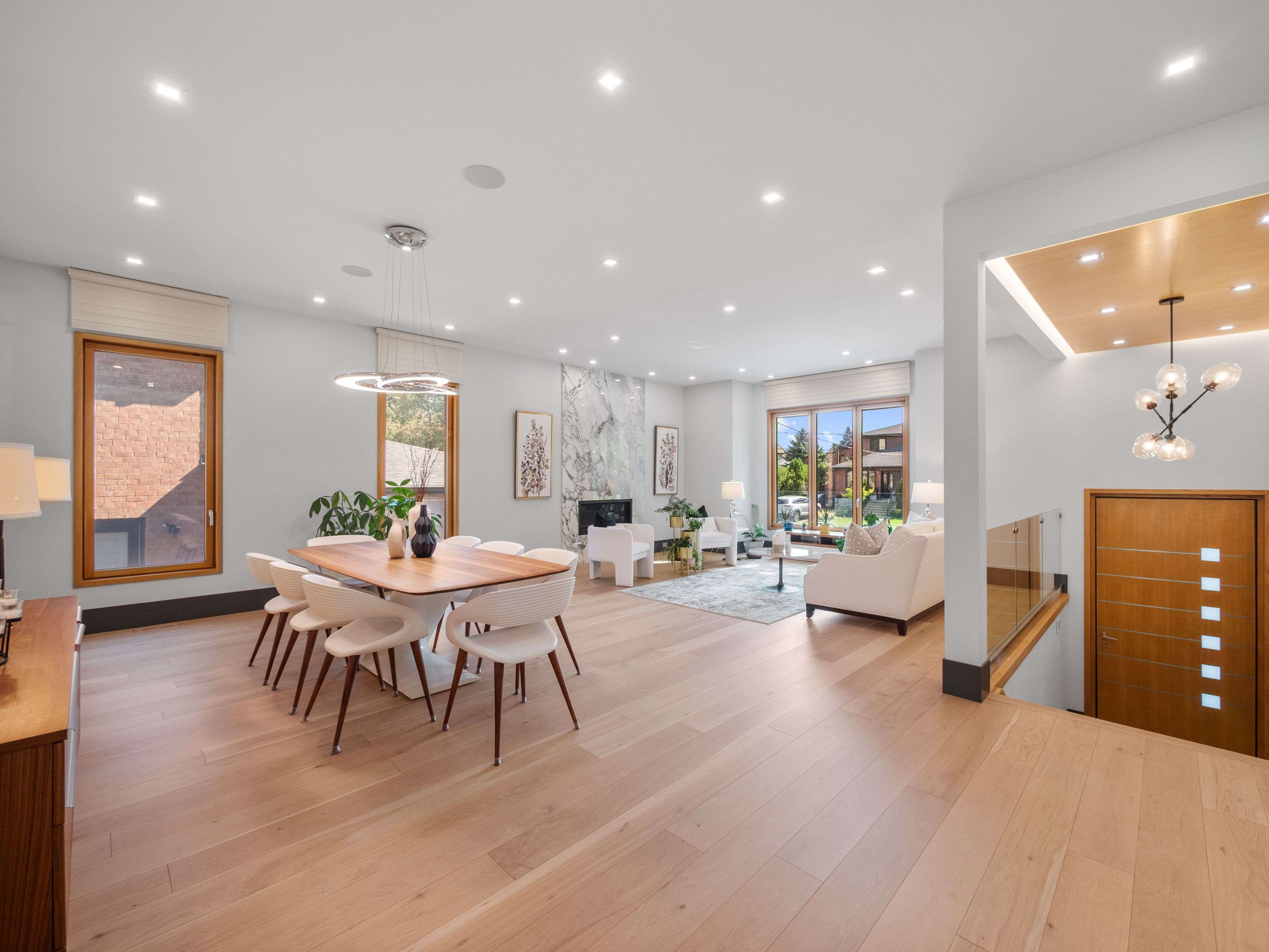 Toronto C07, ON M2N 1T2,170 Burndale AVE