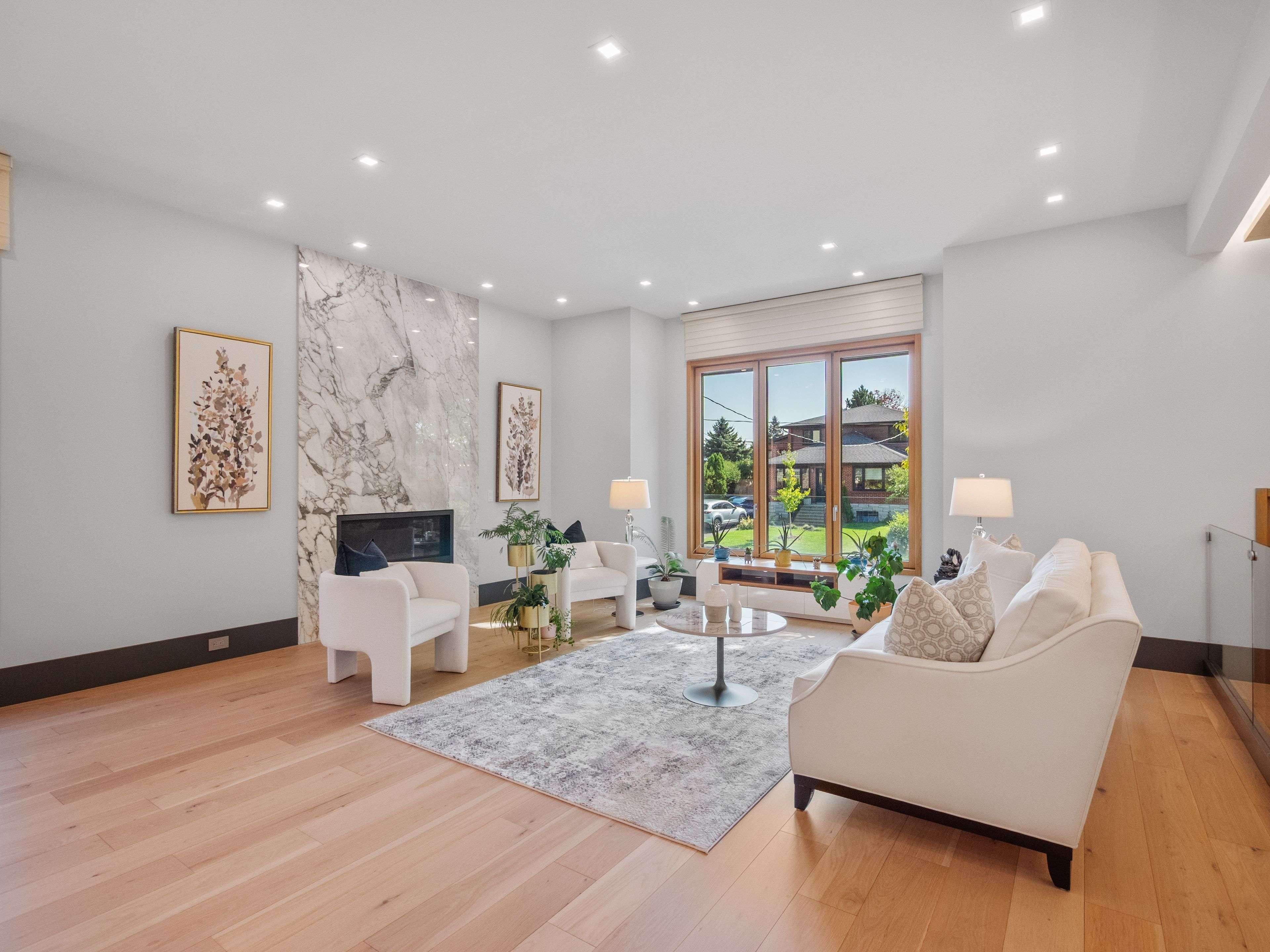 Toronto C07, ON M2N 1T2,170 Burndale AVE