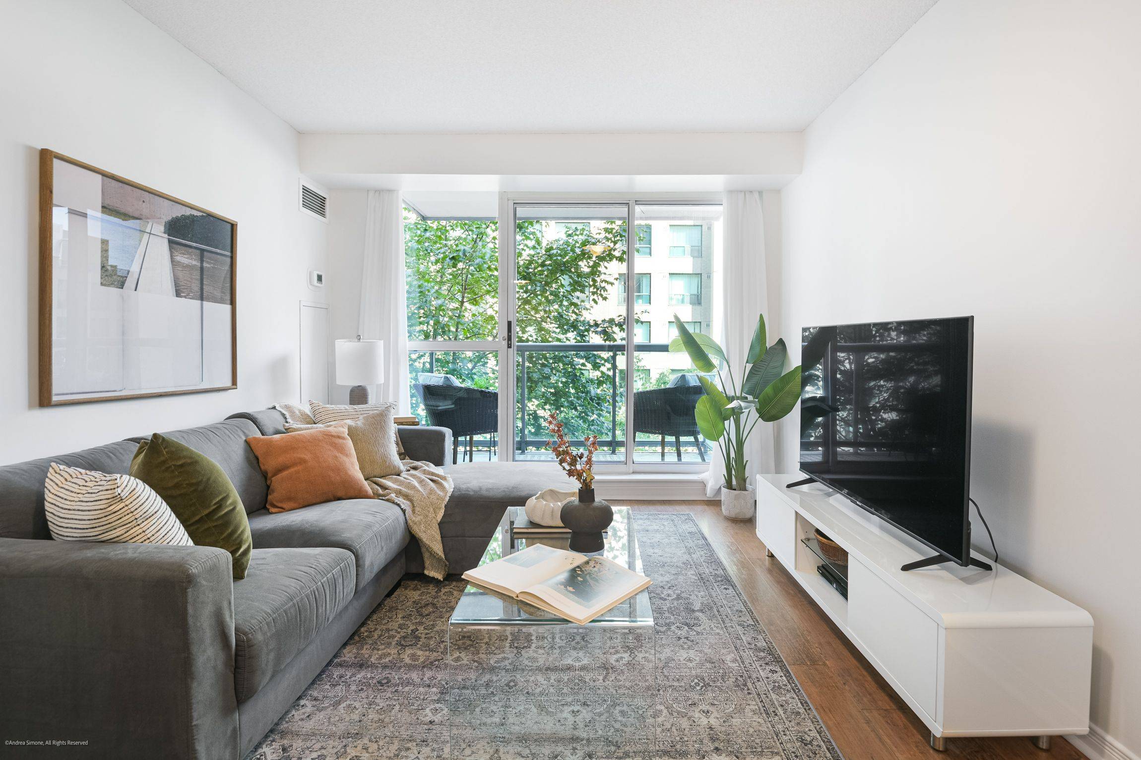 Toronto C08, ON M5A 4P7,109 Front ST E #527