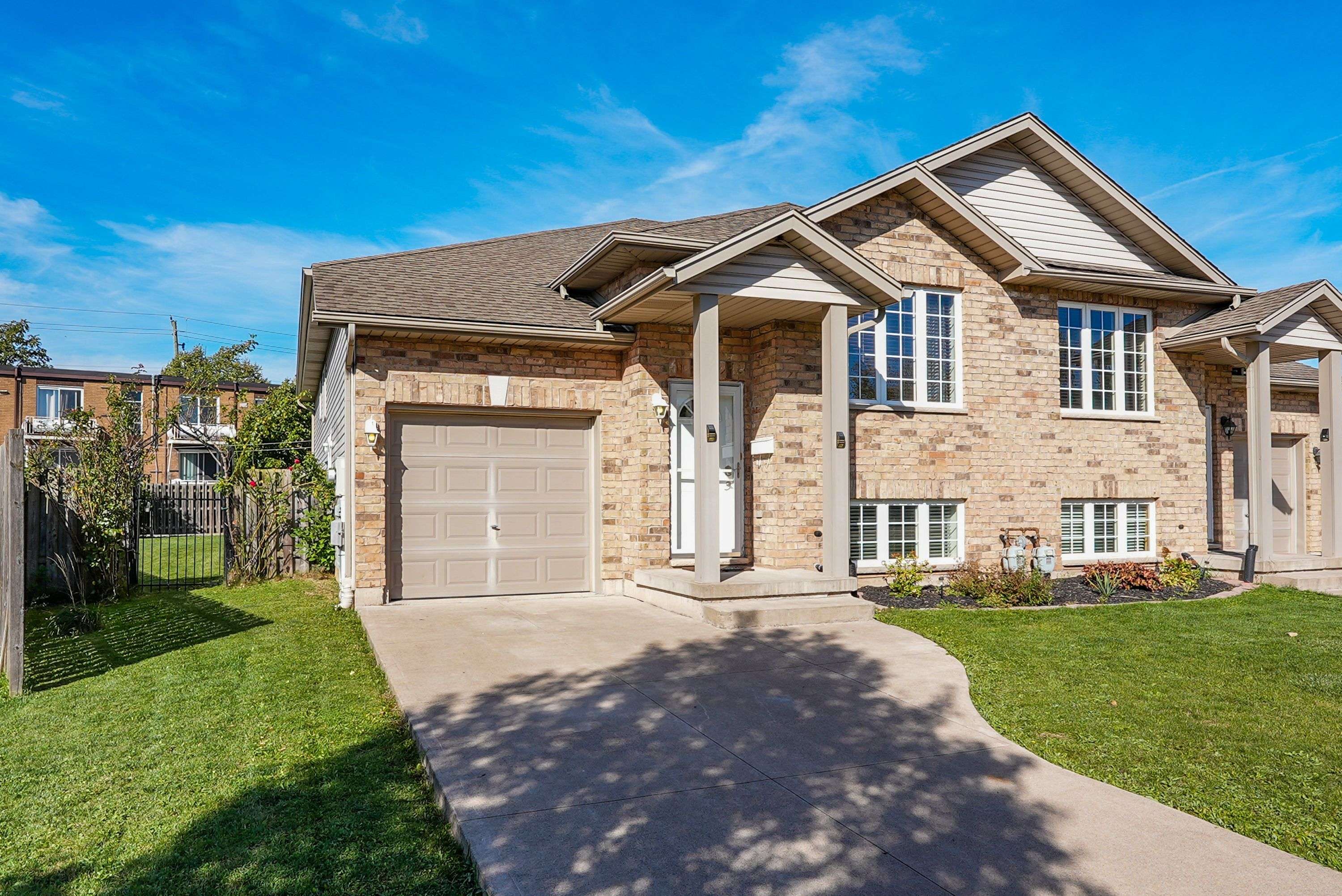 Welland, ON L3B 6H7,51 Nathalie CT