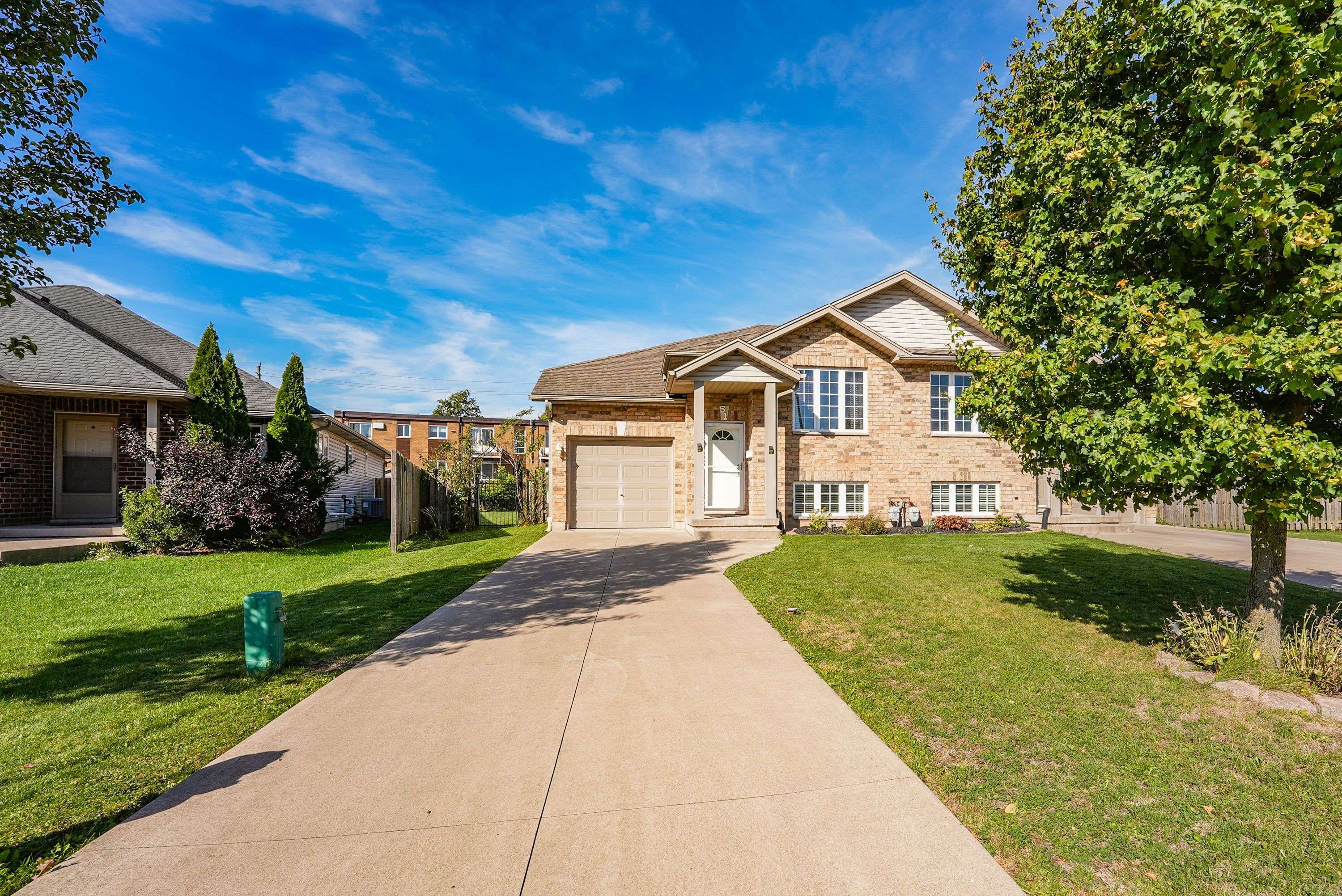 Welland, ON L3B 6H7,51 Nathalie CT