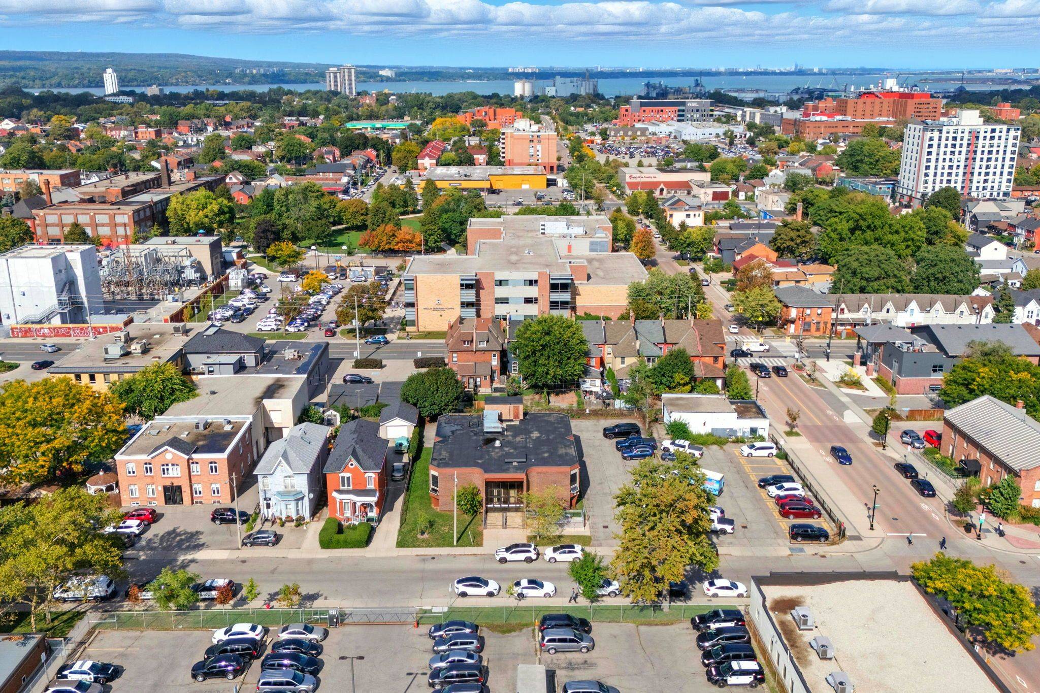 Hamilton, ON L8R 1B9,177 Rebecca ST